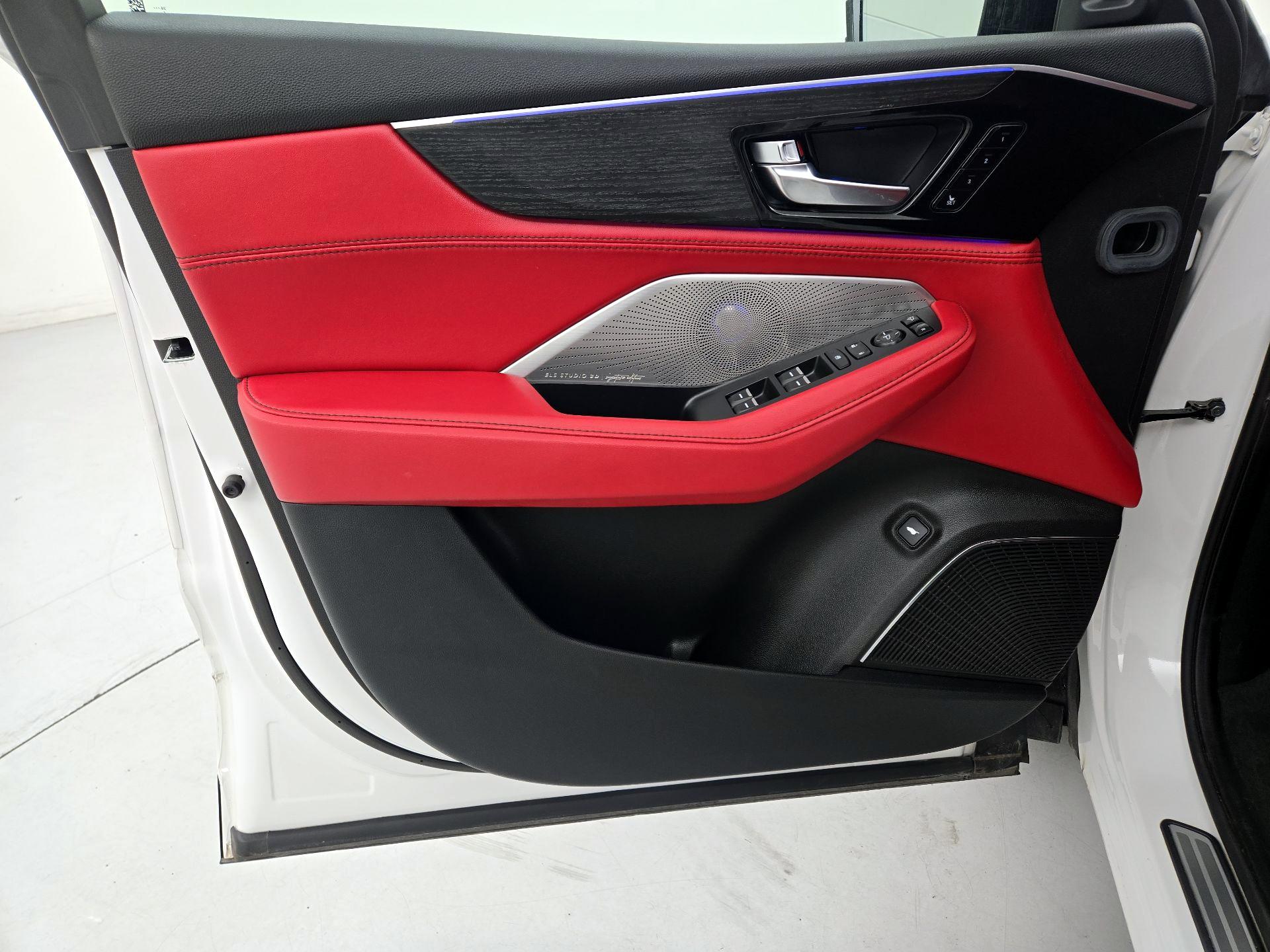 Thumbnail: 2024 Acura MDX - 12