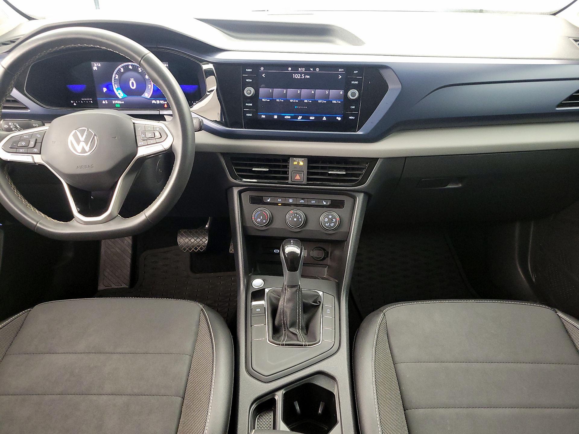 Thumbnail: 2022 Volkswagen Taos - 9