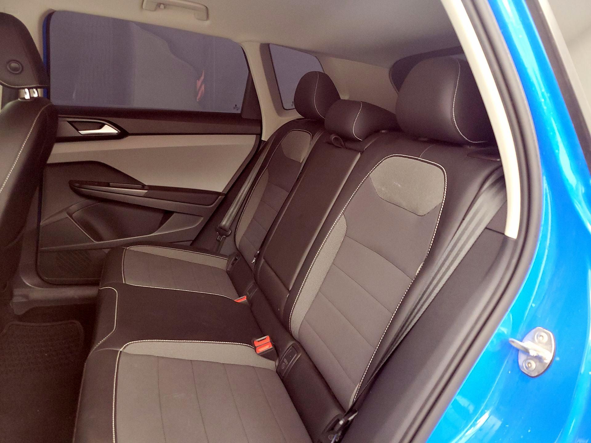 Thumbnail: 2022 Volkswagen Taos - 19