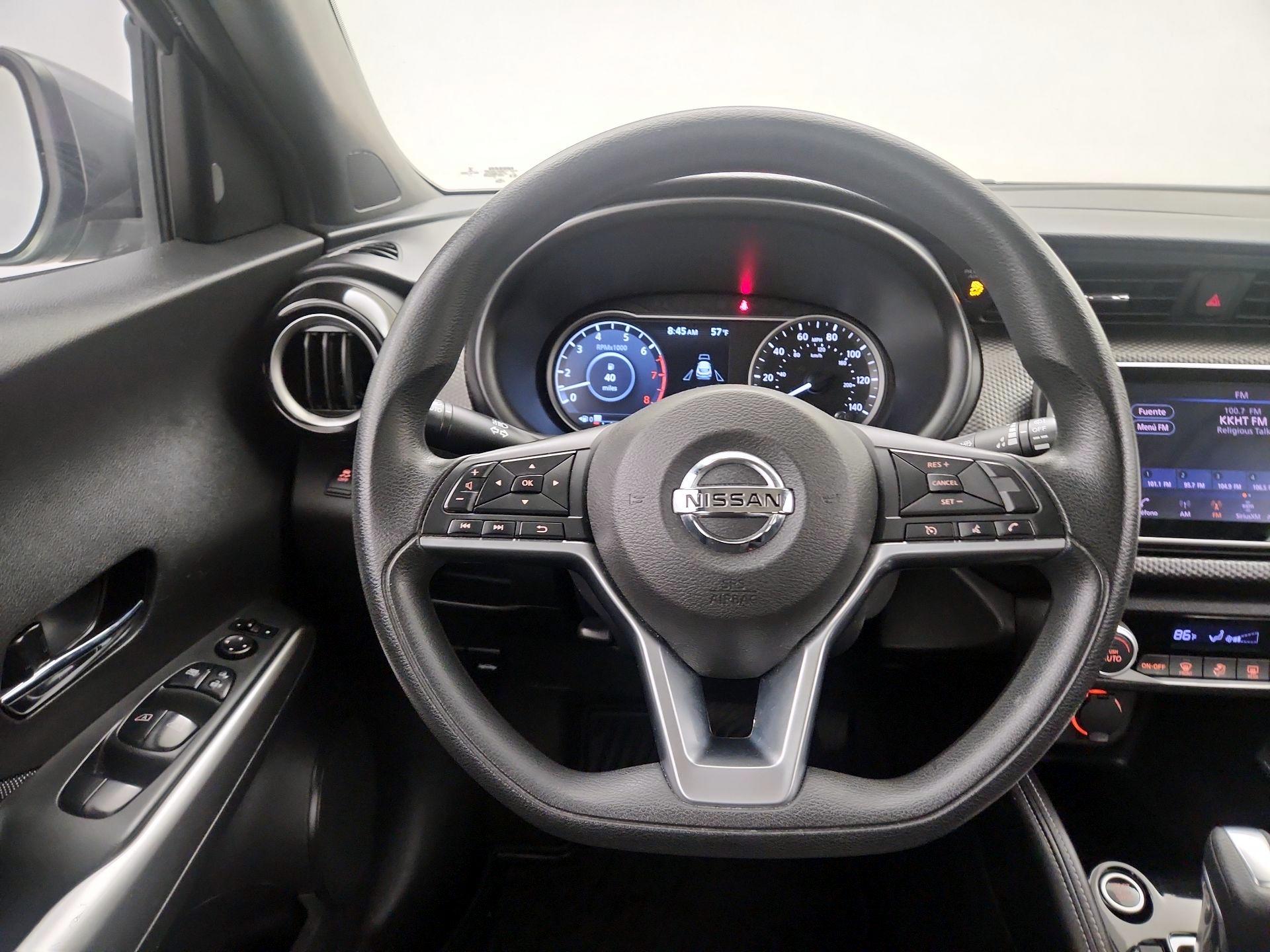 Thumbnail: 2018 Nissan Kicks - 10