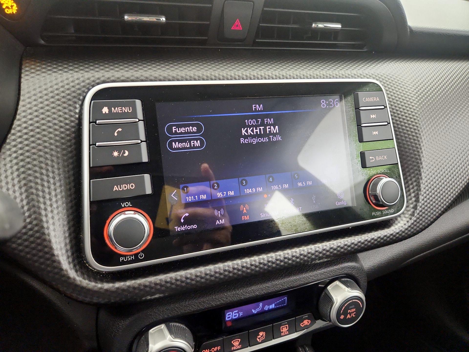 Thumbnail: 2018 Nissan Kicks - 15