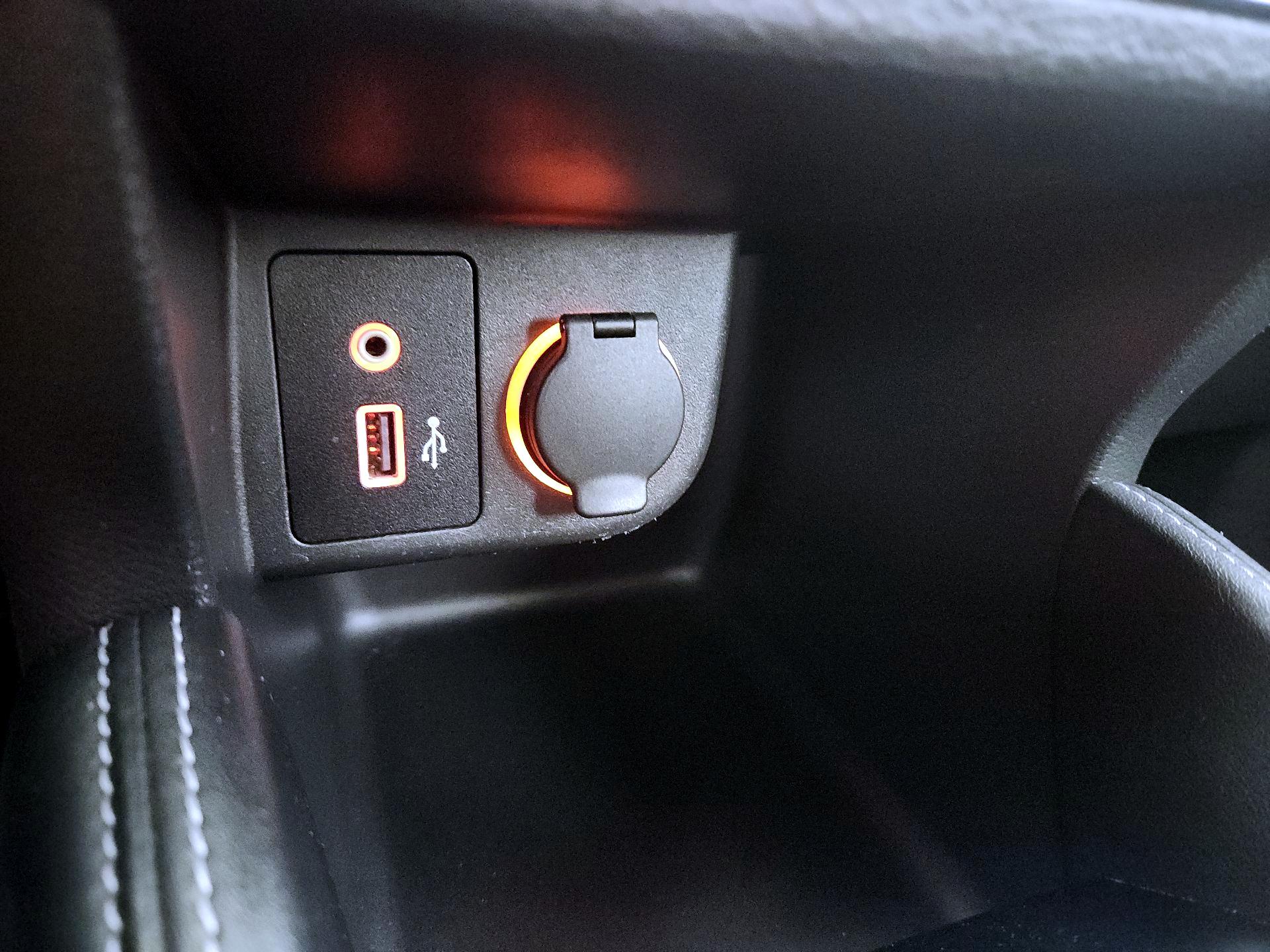 Thumbnail: 2018 Nissan Kicks - 18