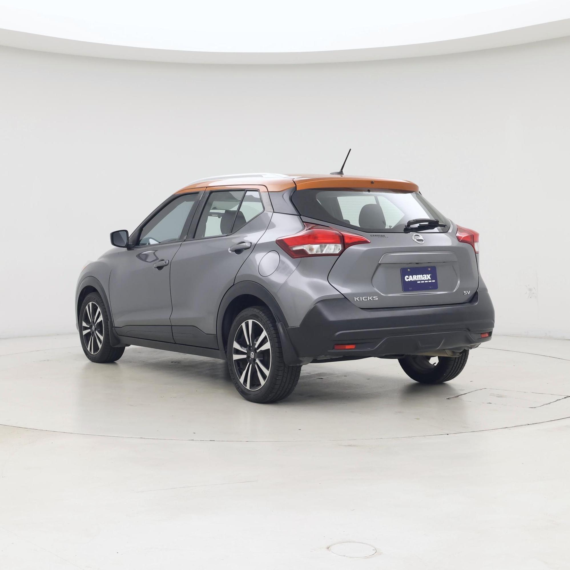 Thumbnail: 2018 Nissan Kicks - 2