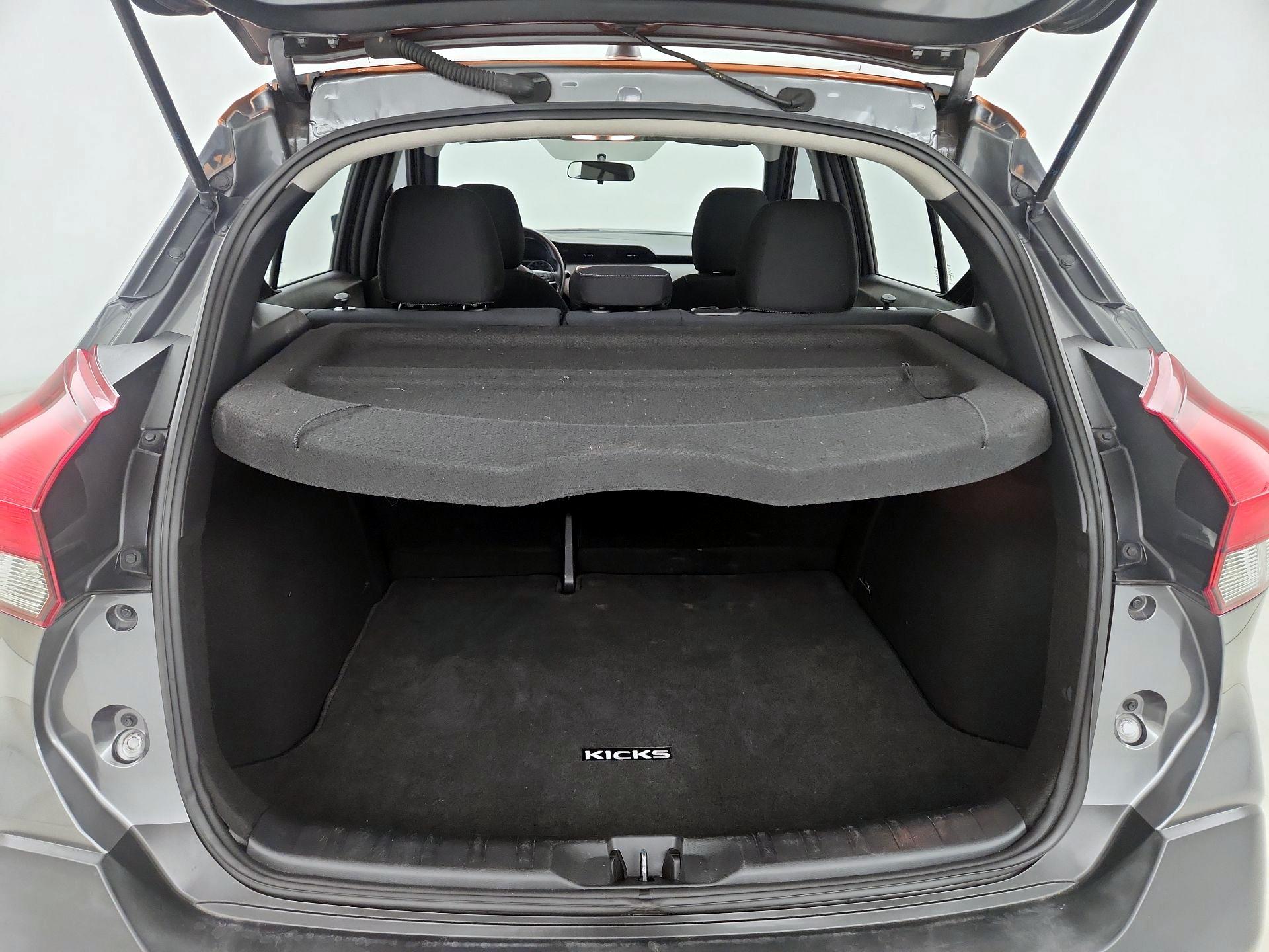 Thumbnail: 2018 Nissan Kicks - 20