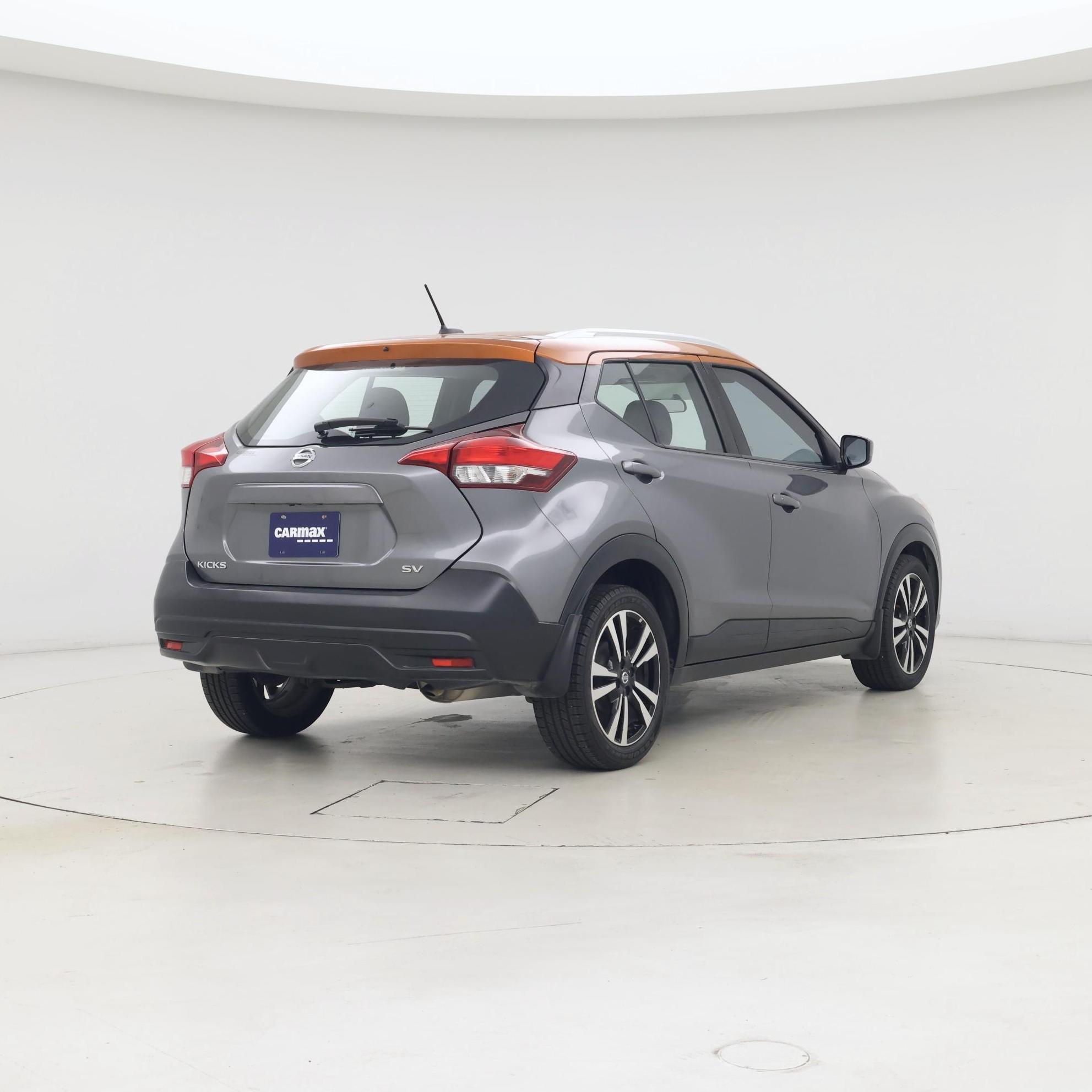 Thumbnail: 2018 Nissan Kicks - 8