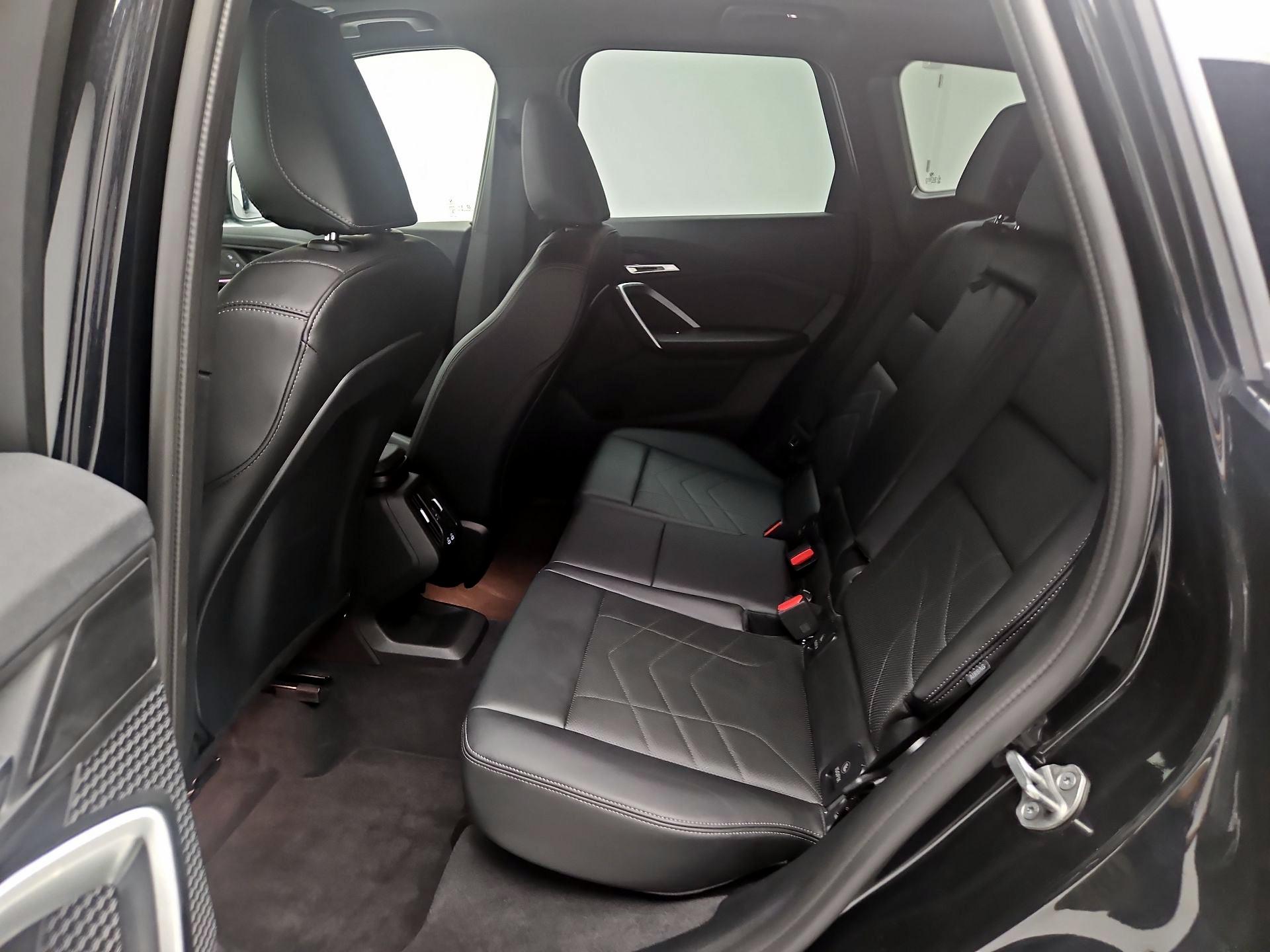 Thumbnail: 2025 BMW X1 - 19