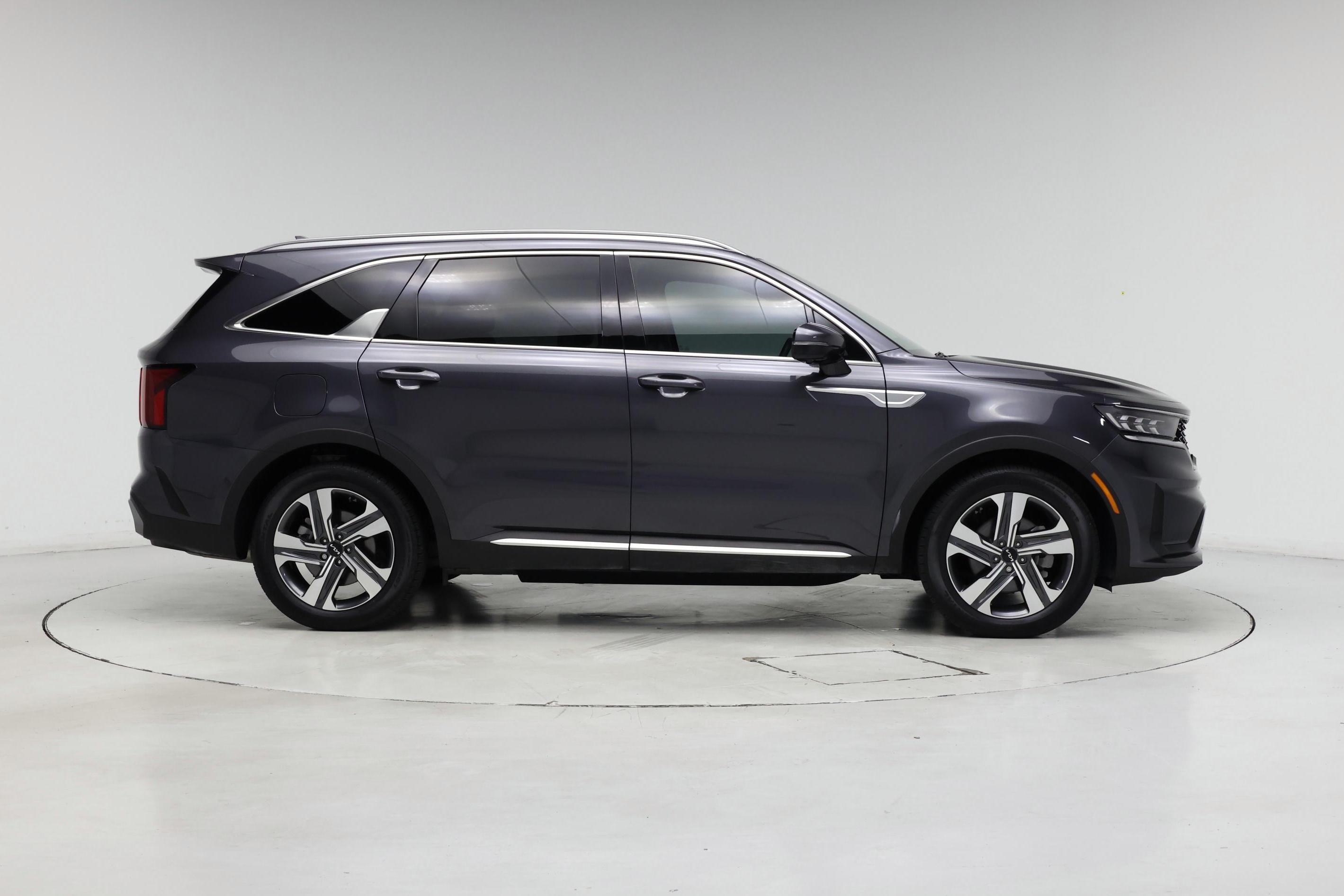 Thumbnail: 2023 Kia Sorento - 7