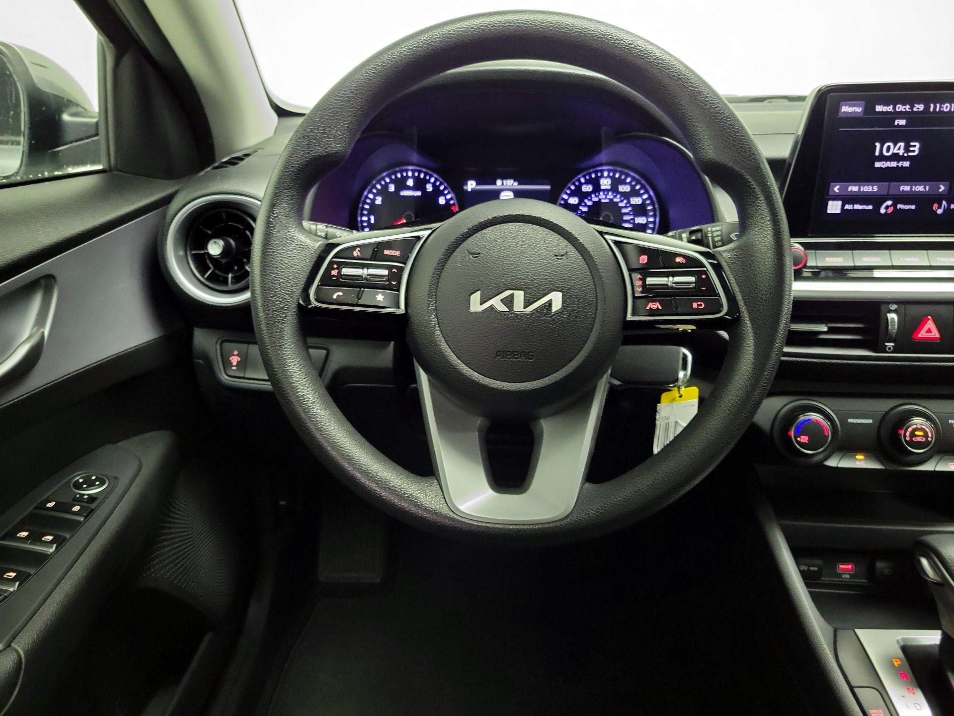 Thumbnail: 2024 Kia Forte - 10