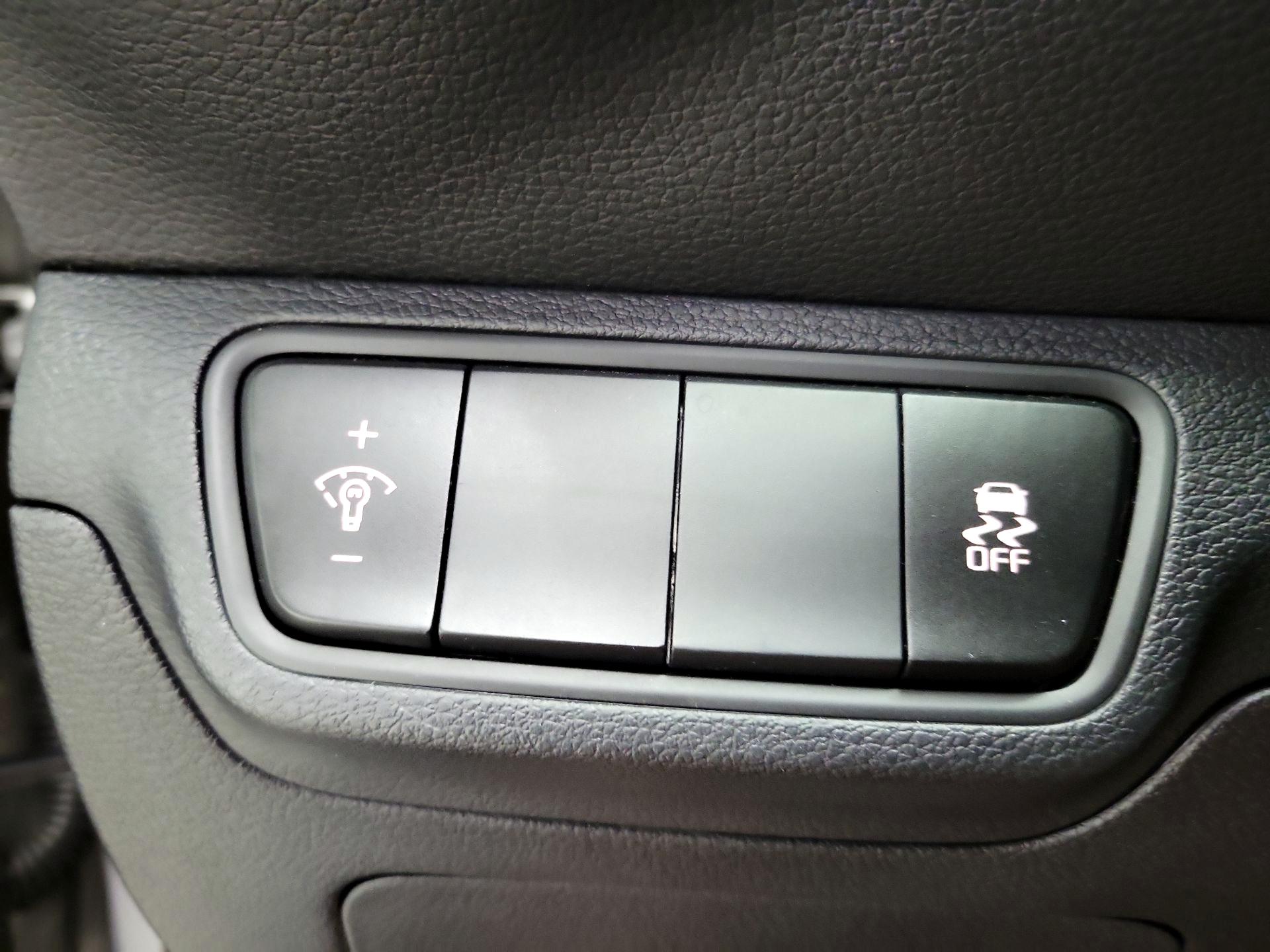 Thumbnail: 2024 Kia Forte - 13