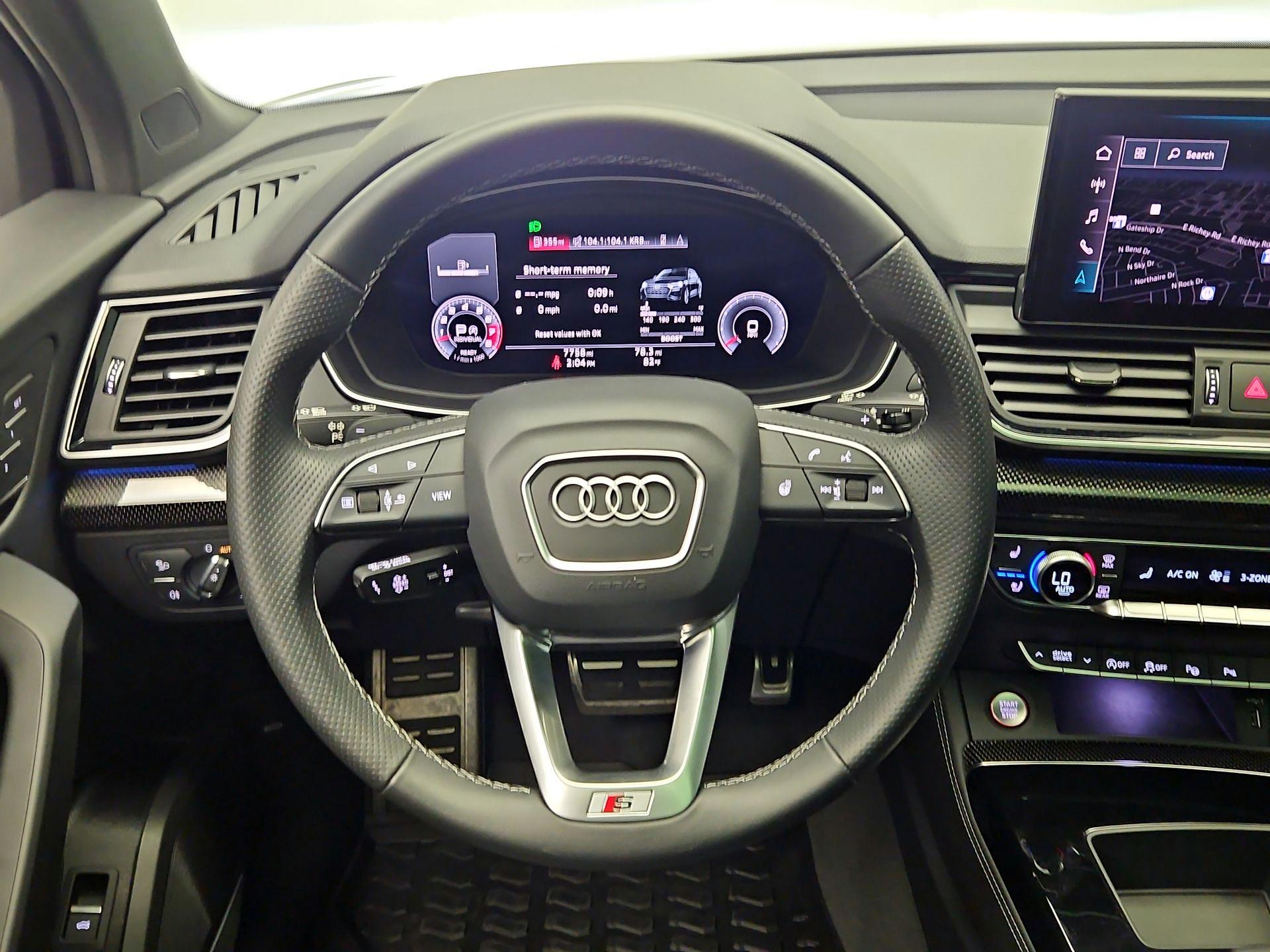 Thumbnail: 2023 Audi SQ5 - 10