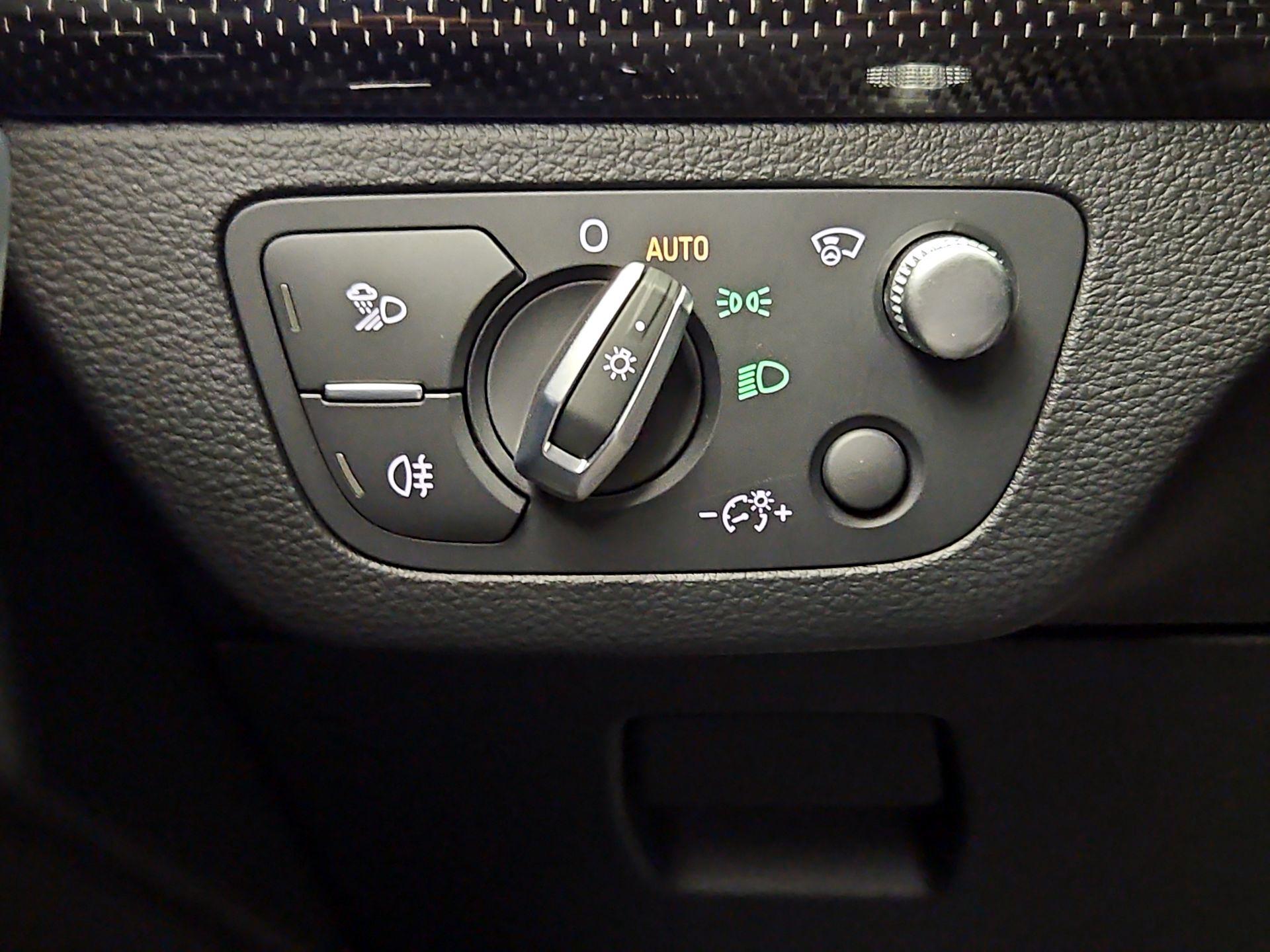 Thumbnail: 2023 Audi SQ5 - 13