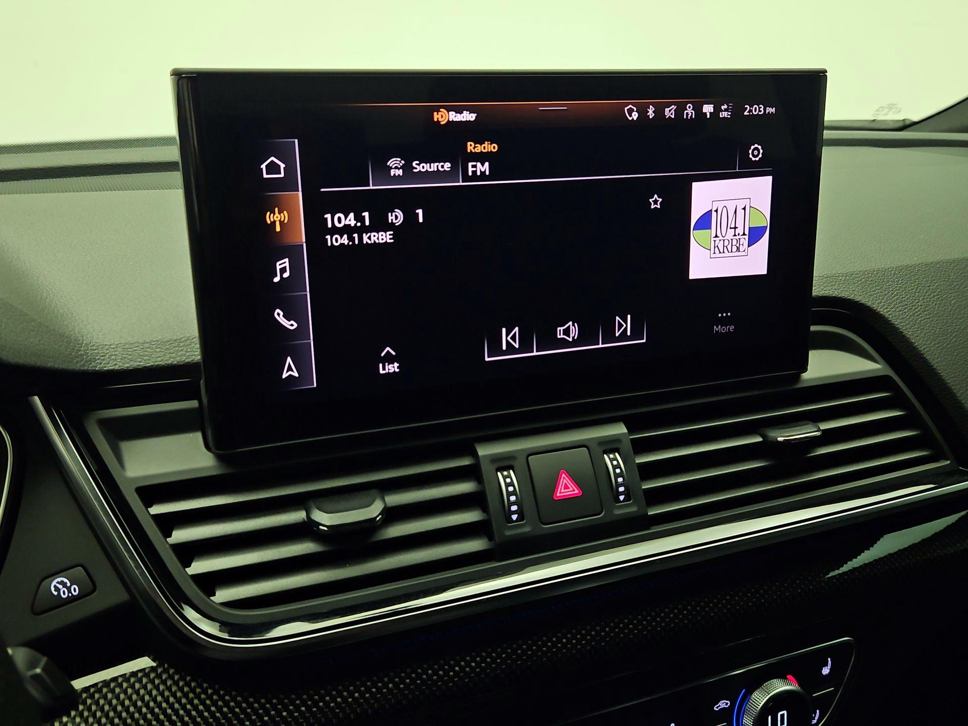 Thumbnail: 2023 Audi SQ5 - 16