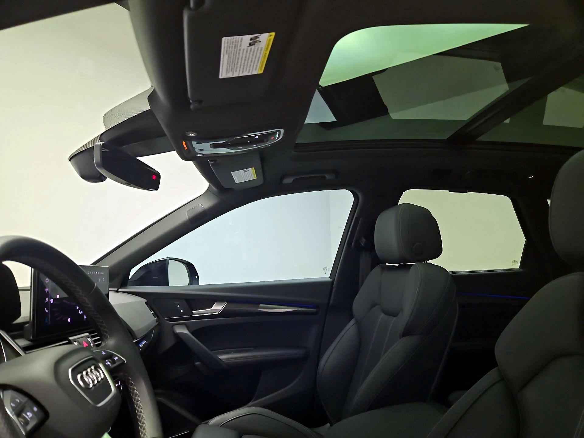 Thumbnail: 2023 Audi SQ5 - 20