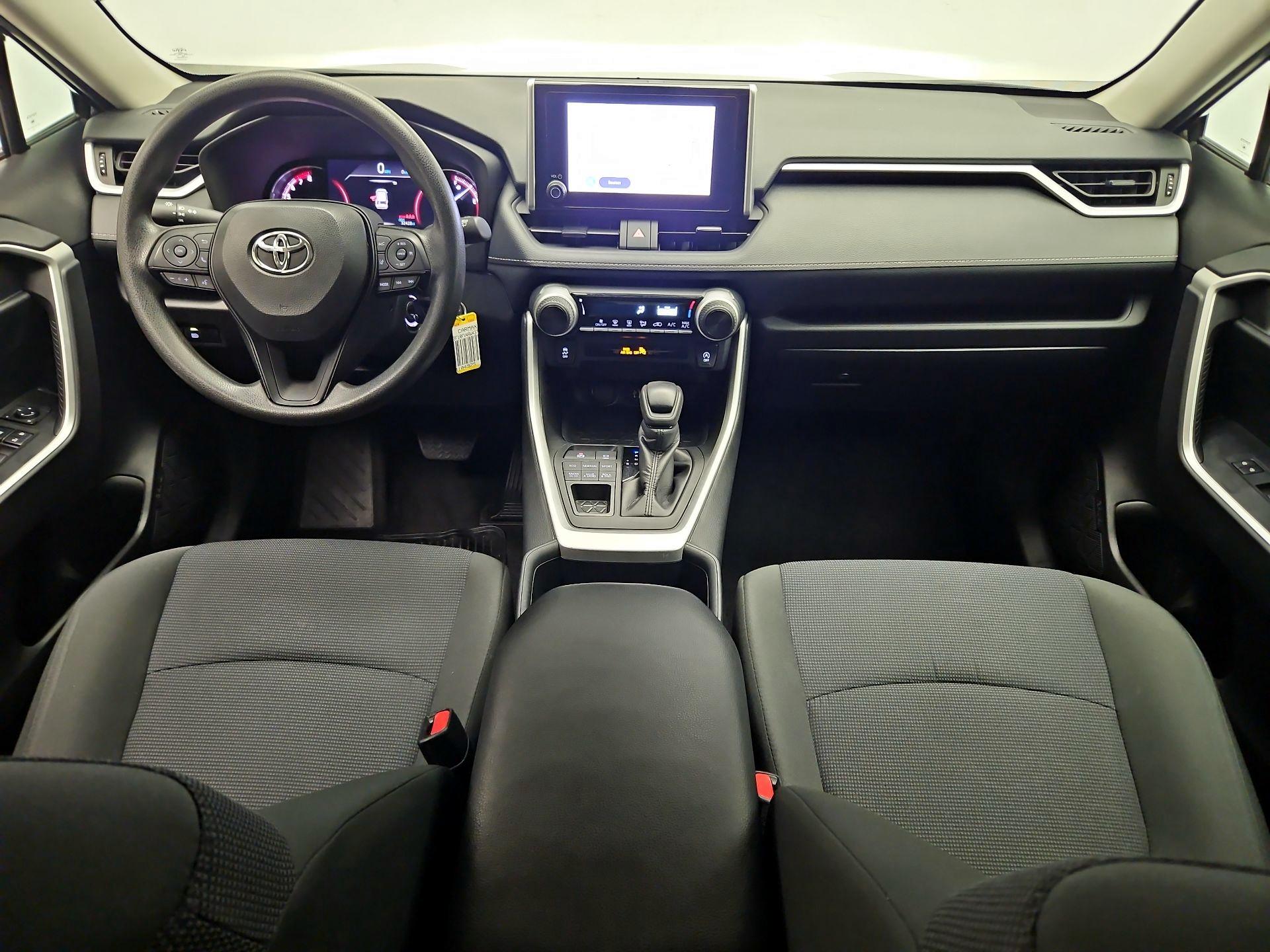 Thumbnail: 2024 Toyota RAV4 - 9