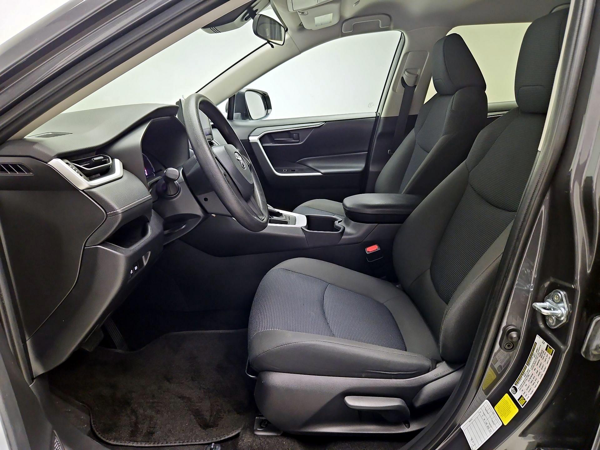 Thumbnail: 2024 Toyota RAV4 - 11