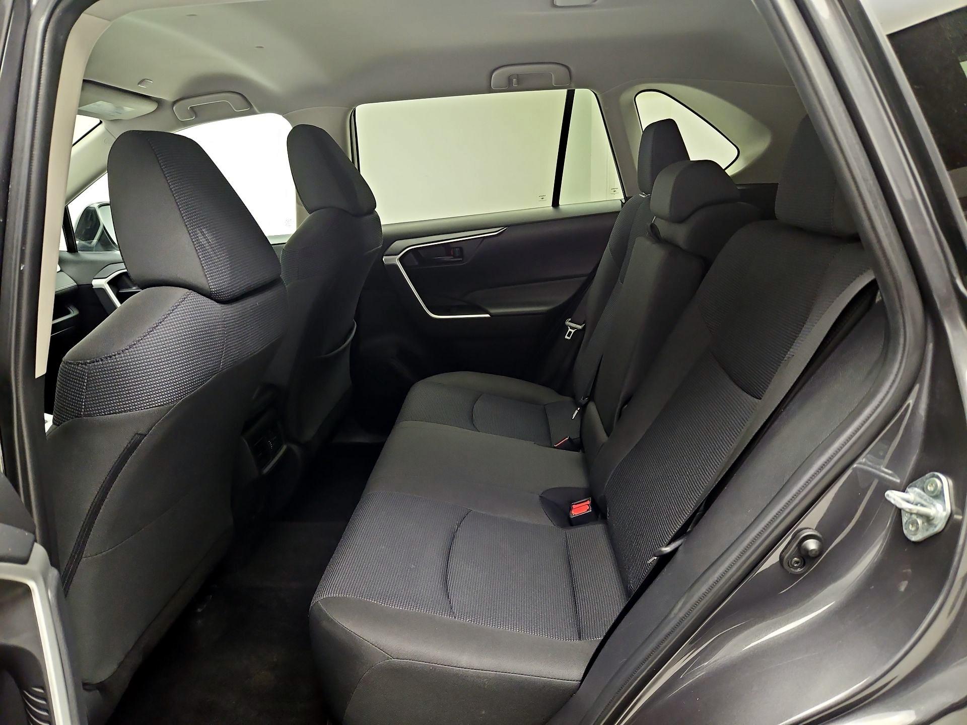 Thumbnail: 2024 Toyota RAV4 - 17