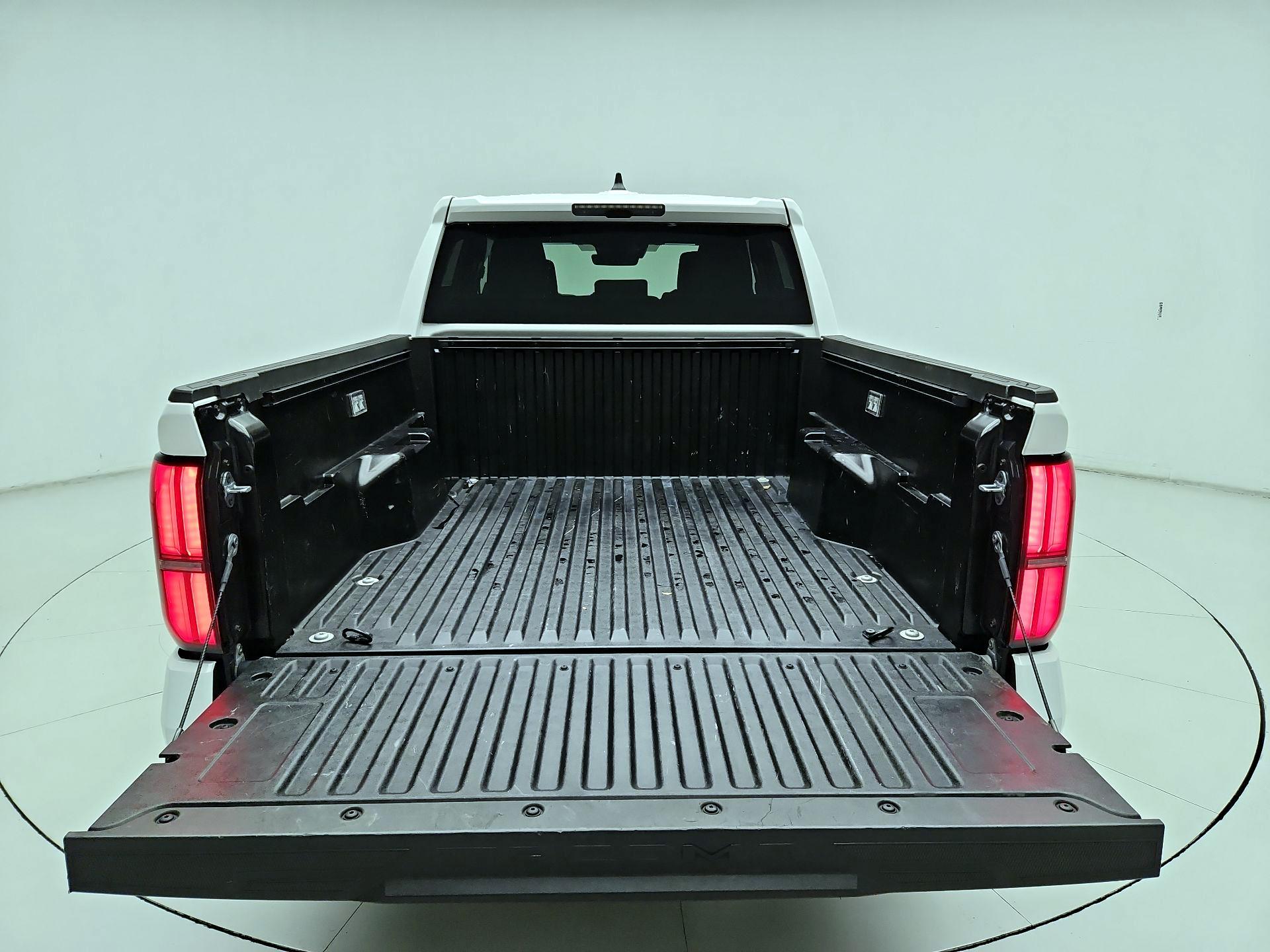 Thumbnail: 2025 Toyota Tacoma - 18