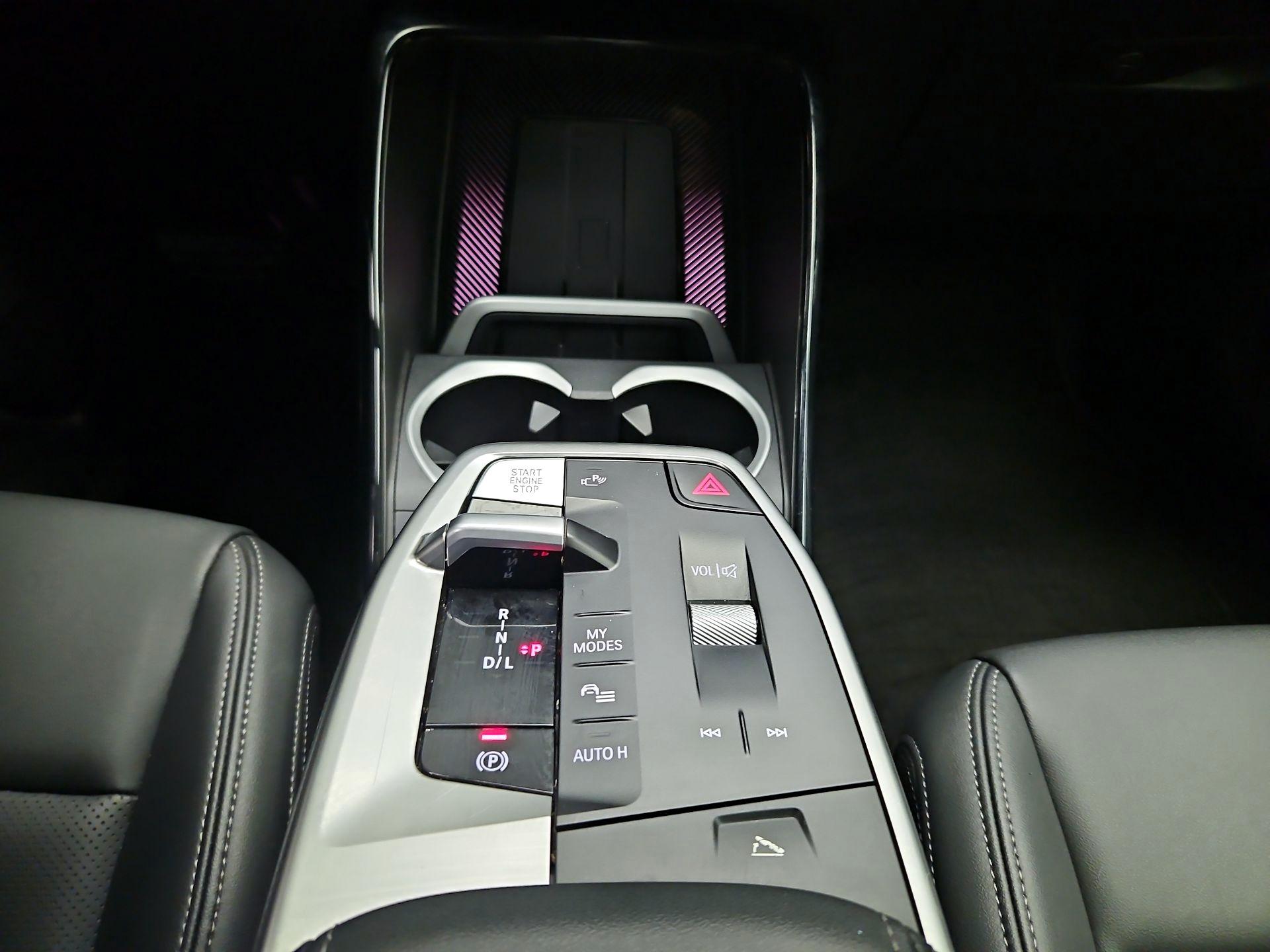 Thumbnail: 2025 BMW X1 - 16