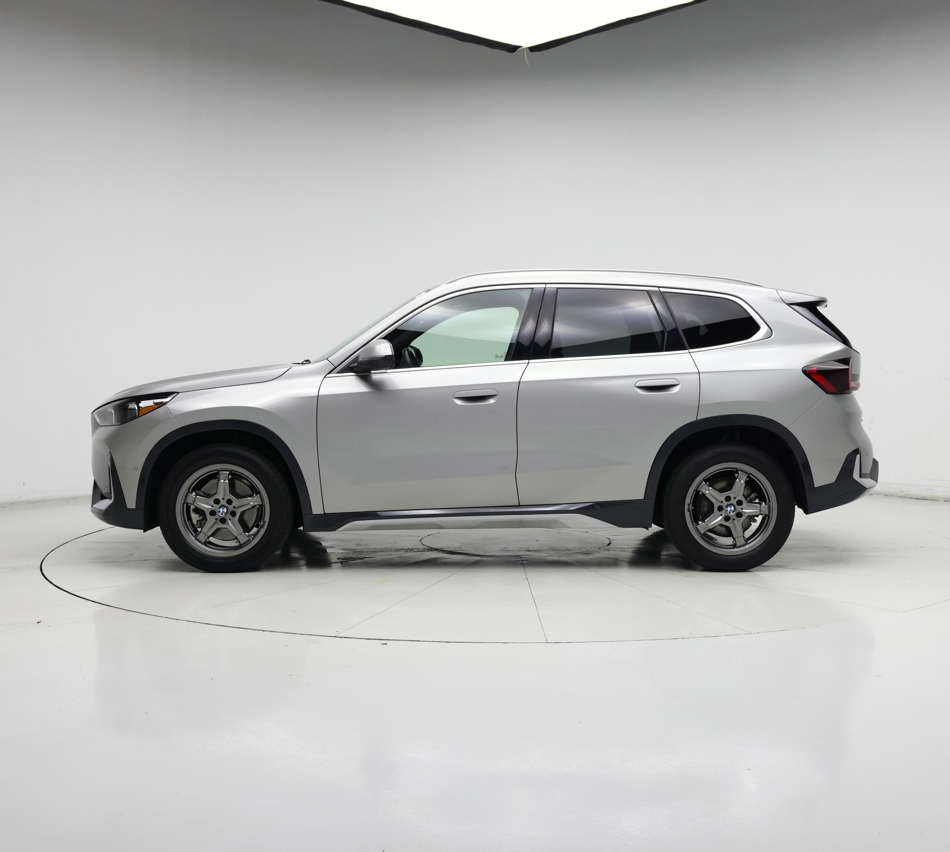 Thumbnail: 2025 BMW X1 - 3