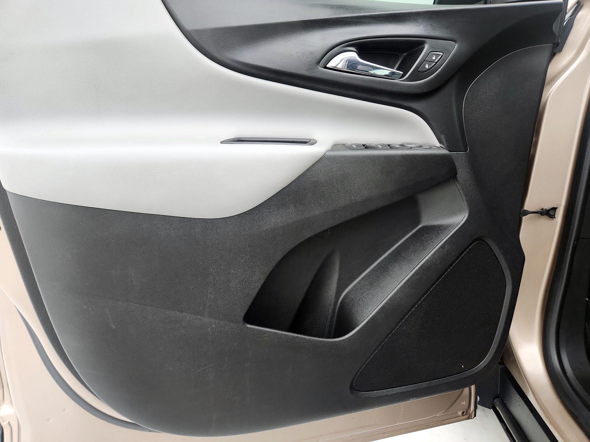 Thumbnail: 2019 Chevrolet Equinox - 12