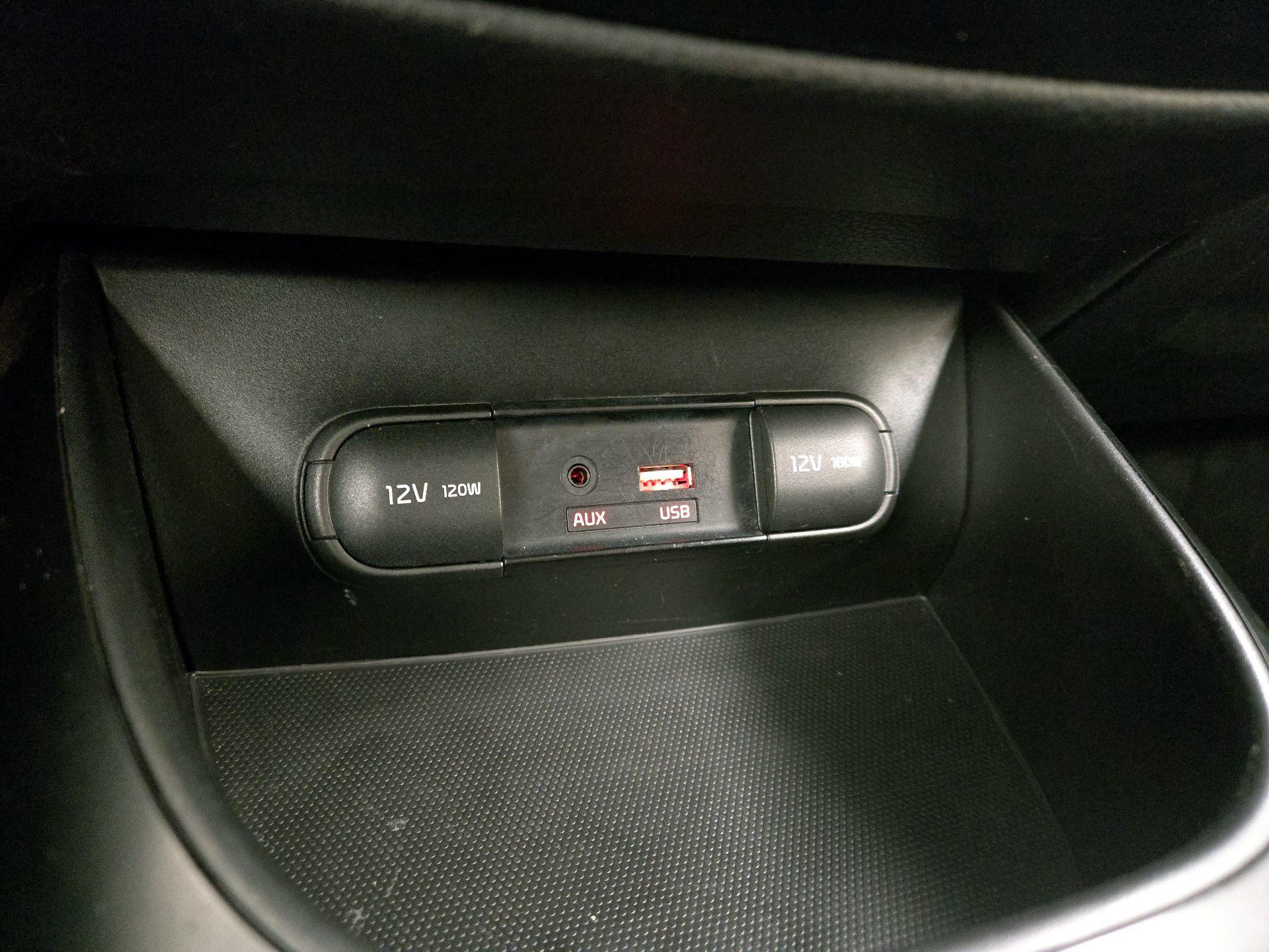 Thumbnail: 2019 Kia Soul - 18