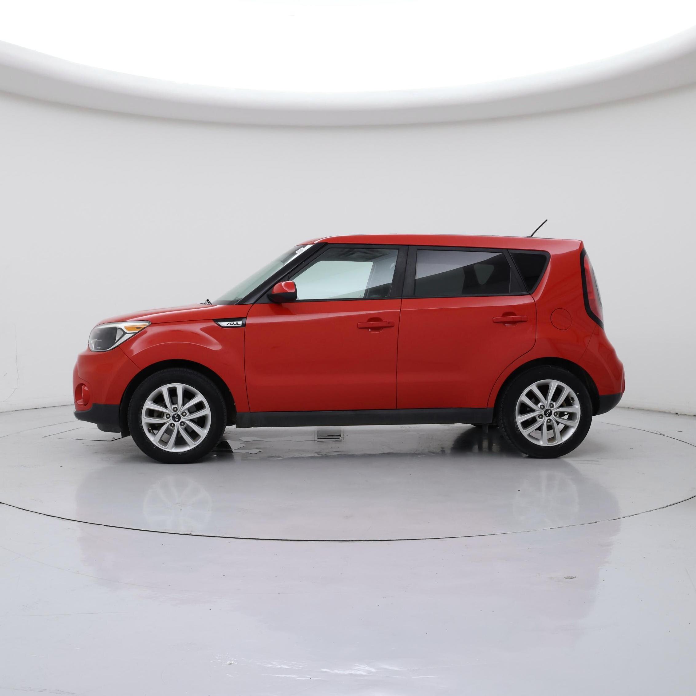 Thumbnail: 2019 Kia Soul - 3