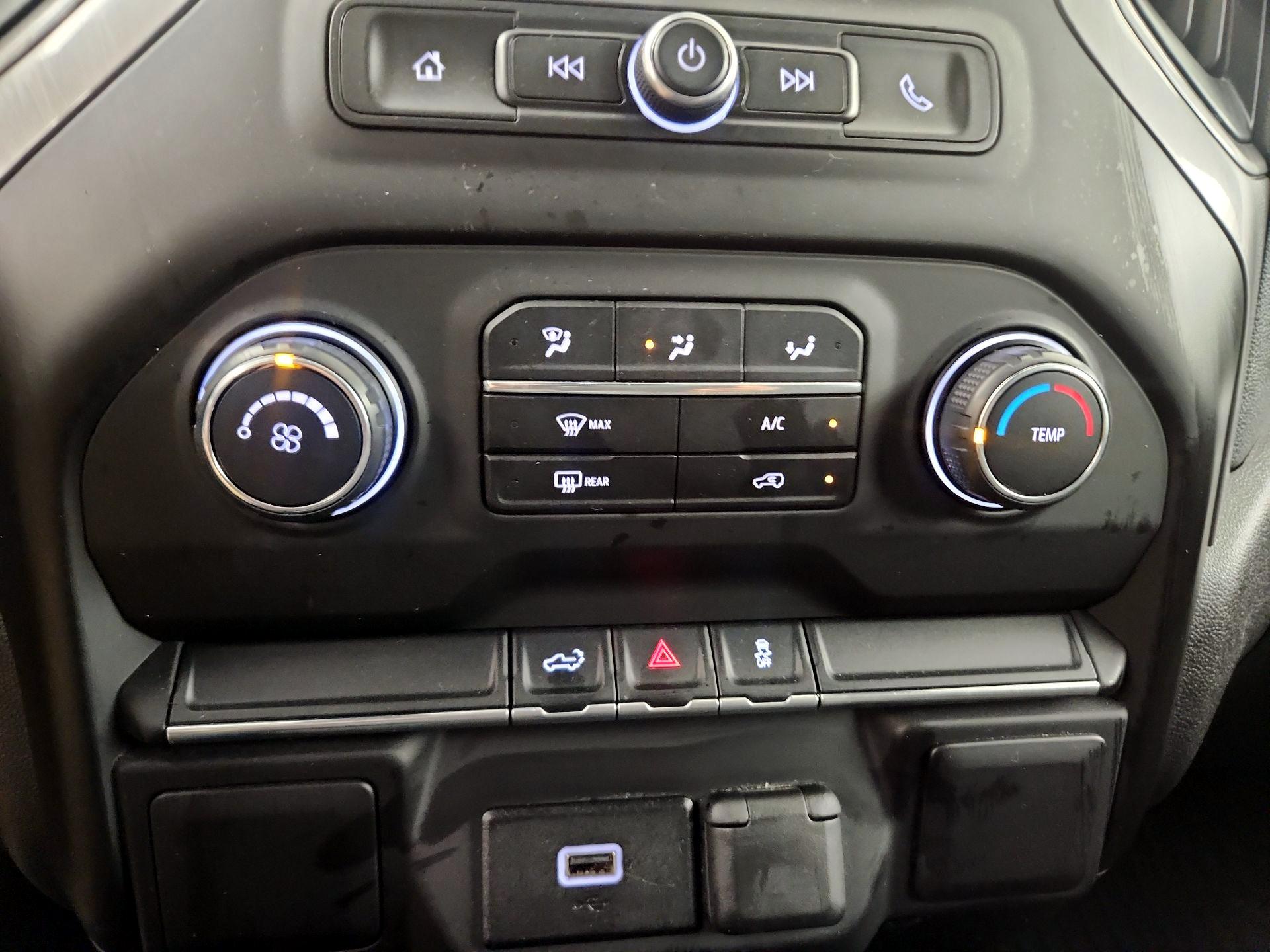 Thumbnail: 2020 Chevrolet Silverado 1500 - 16