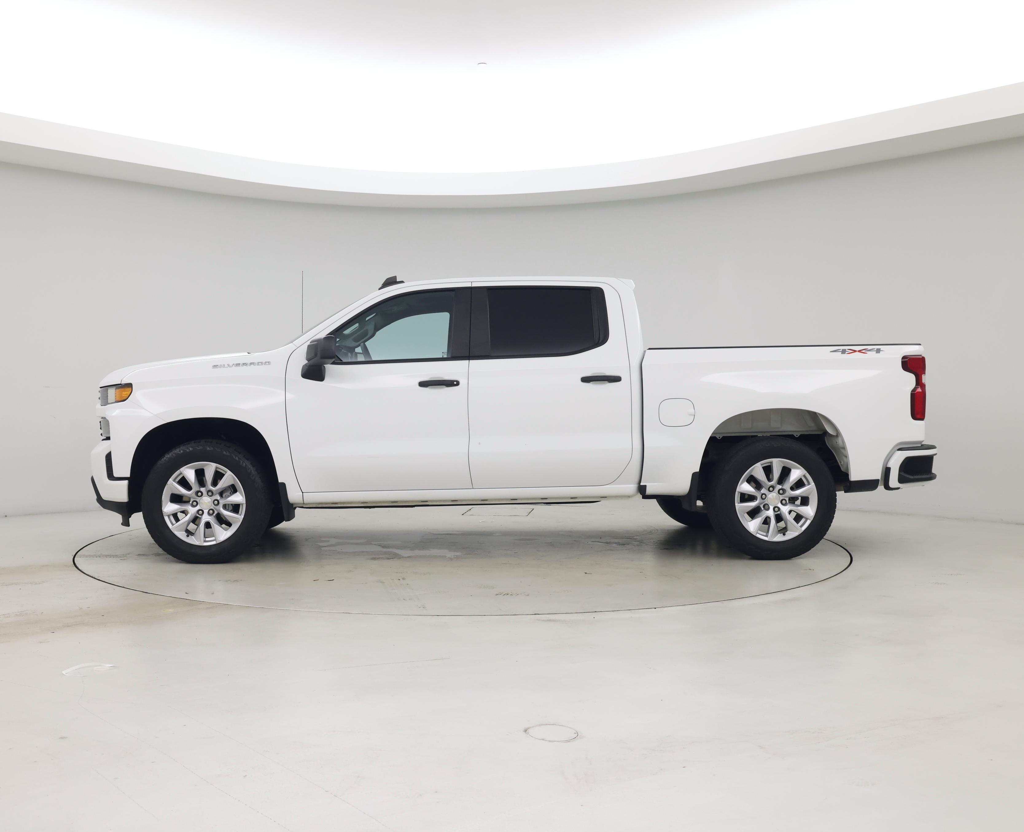 Thumbnail: 2020 Chevrolet Silverado 1500 - 3