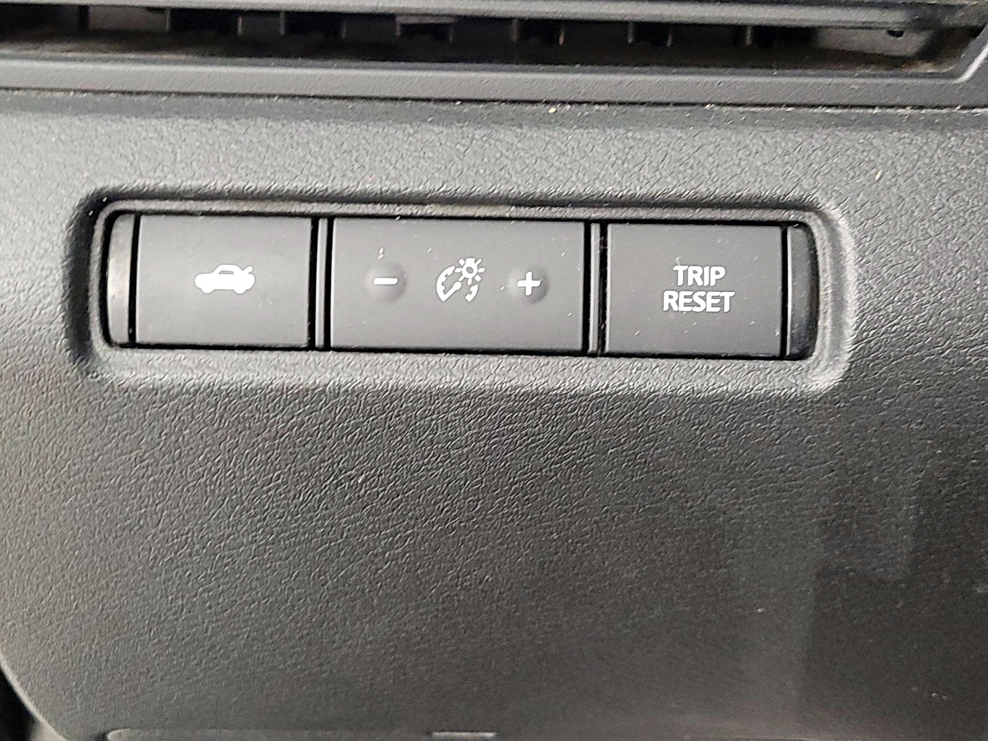 Thumbnail: 2019 Nissan Altima - 13