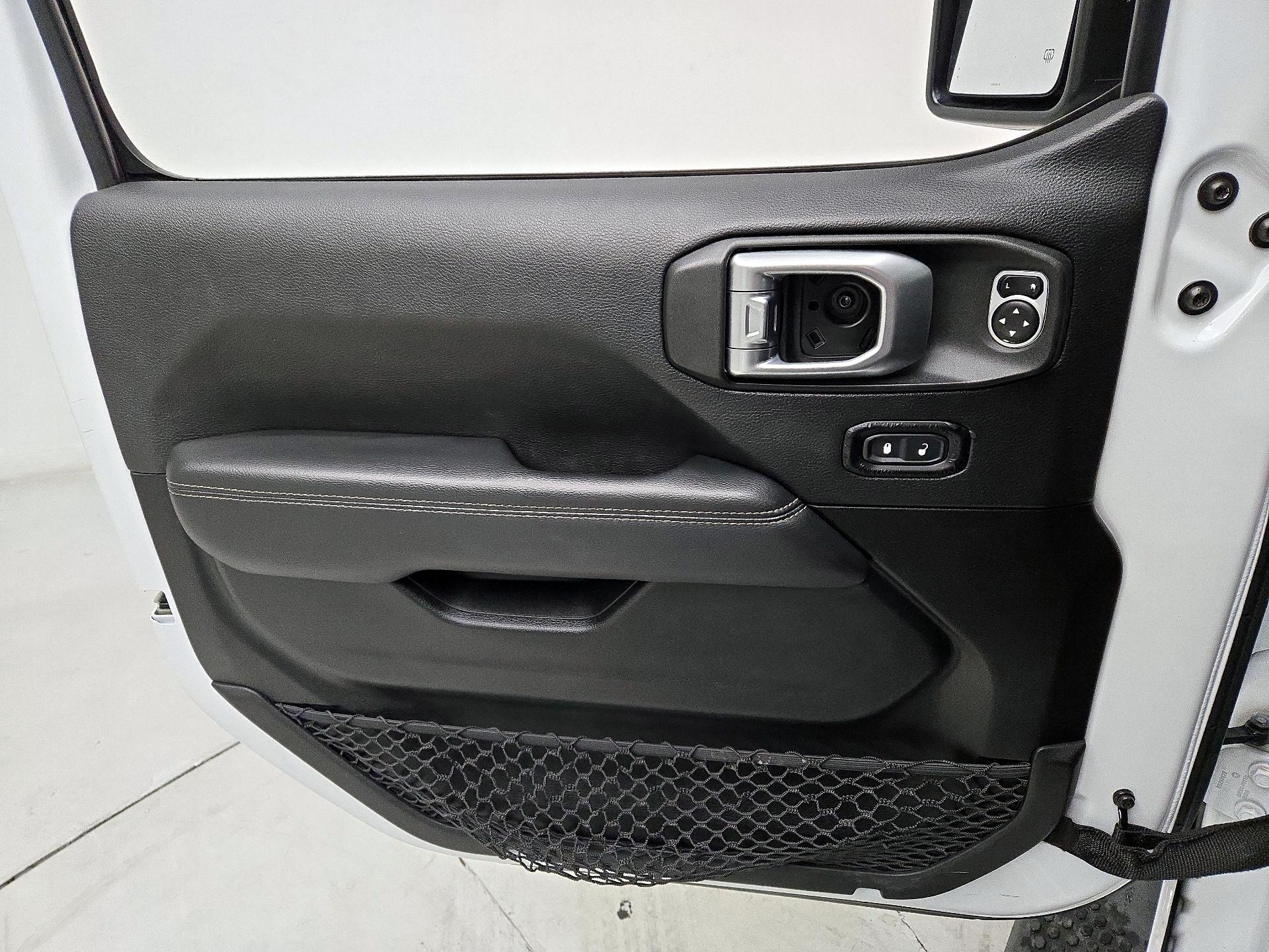 Thumbnail: 2020 Jeep Wrangler - 12