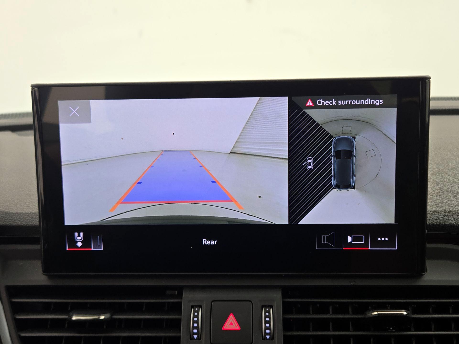 Thumbnail: 2021 Audi Q5 - 15