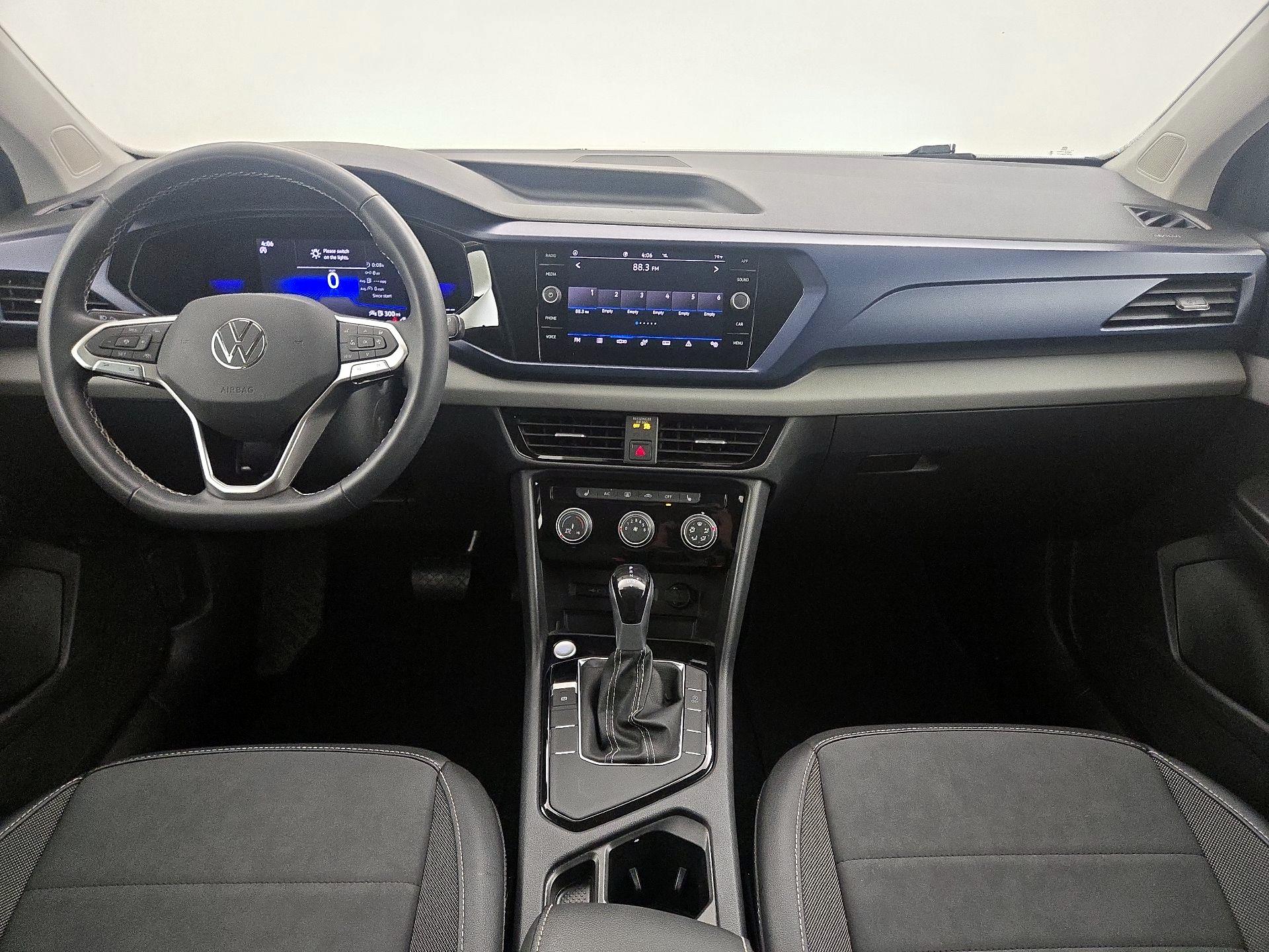 Thumbnail: 2023 Volkswagen Taos - 9