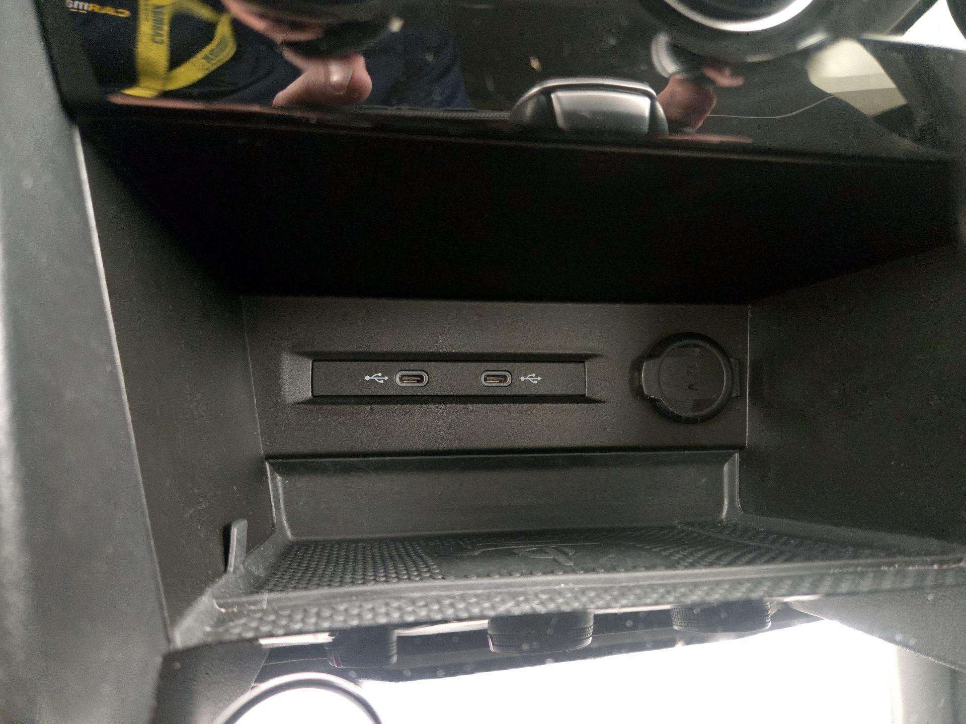 Thumbnail: 2023 Volkswagen Taos - 18