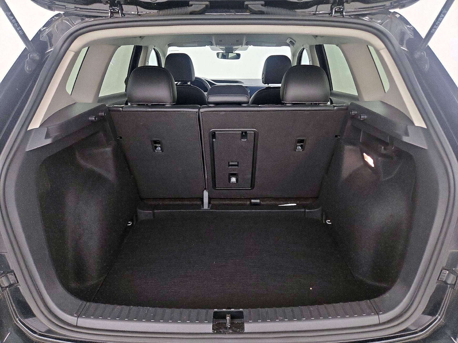 Thumbnail: 2023 Volkswagen Taos - 20