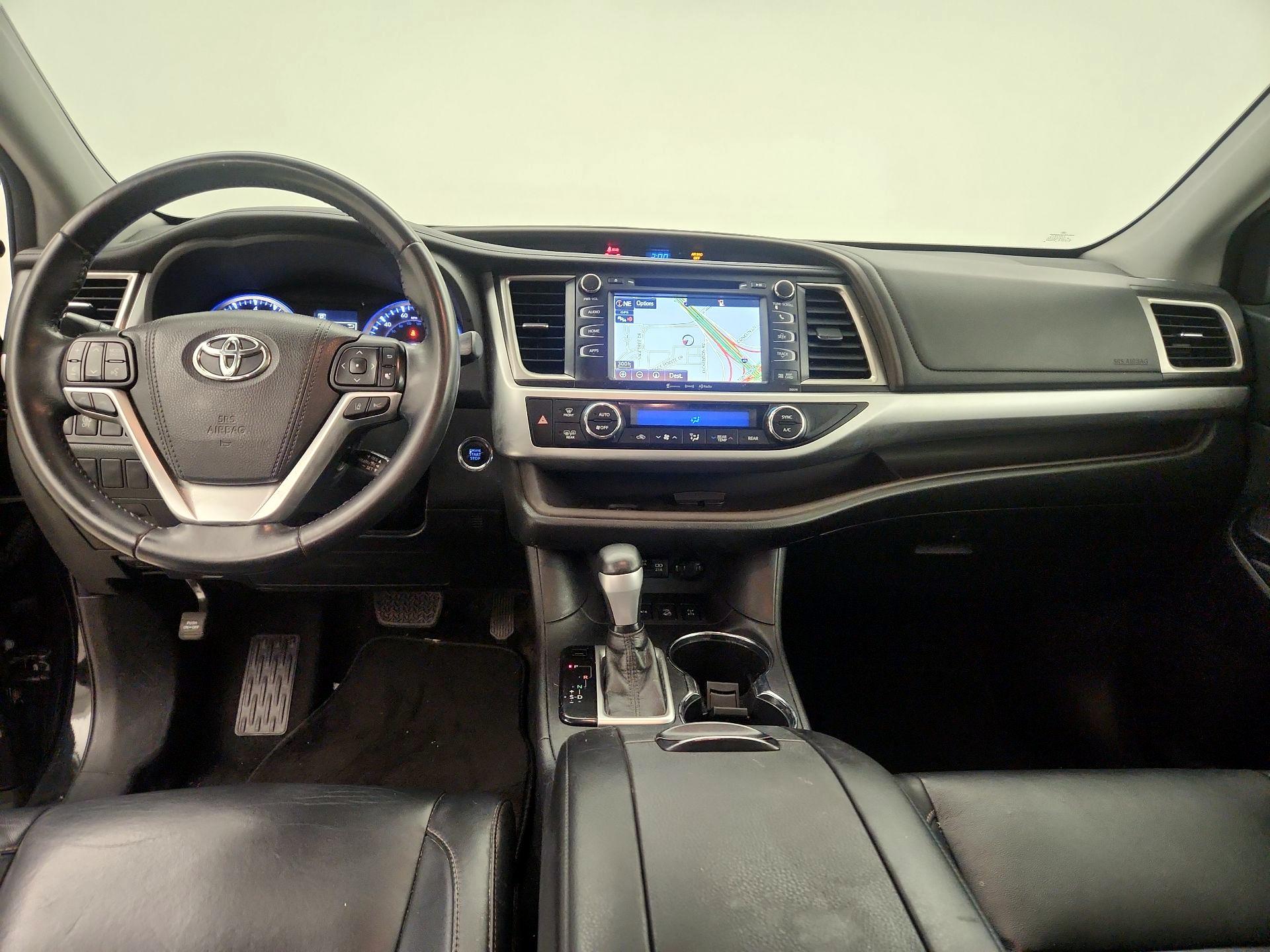 Thumbnail: 2018 Toyota Highlander - 9