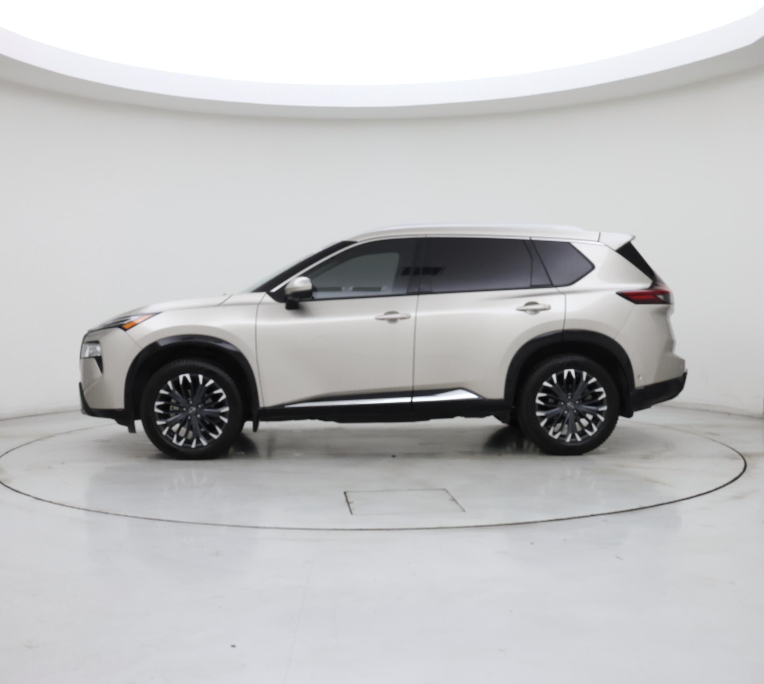 Thumbnail: 2024 Nissan Rogue - 3