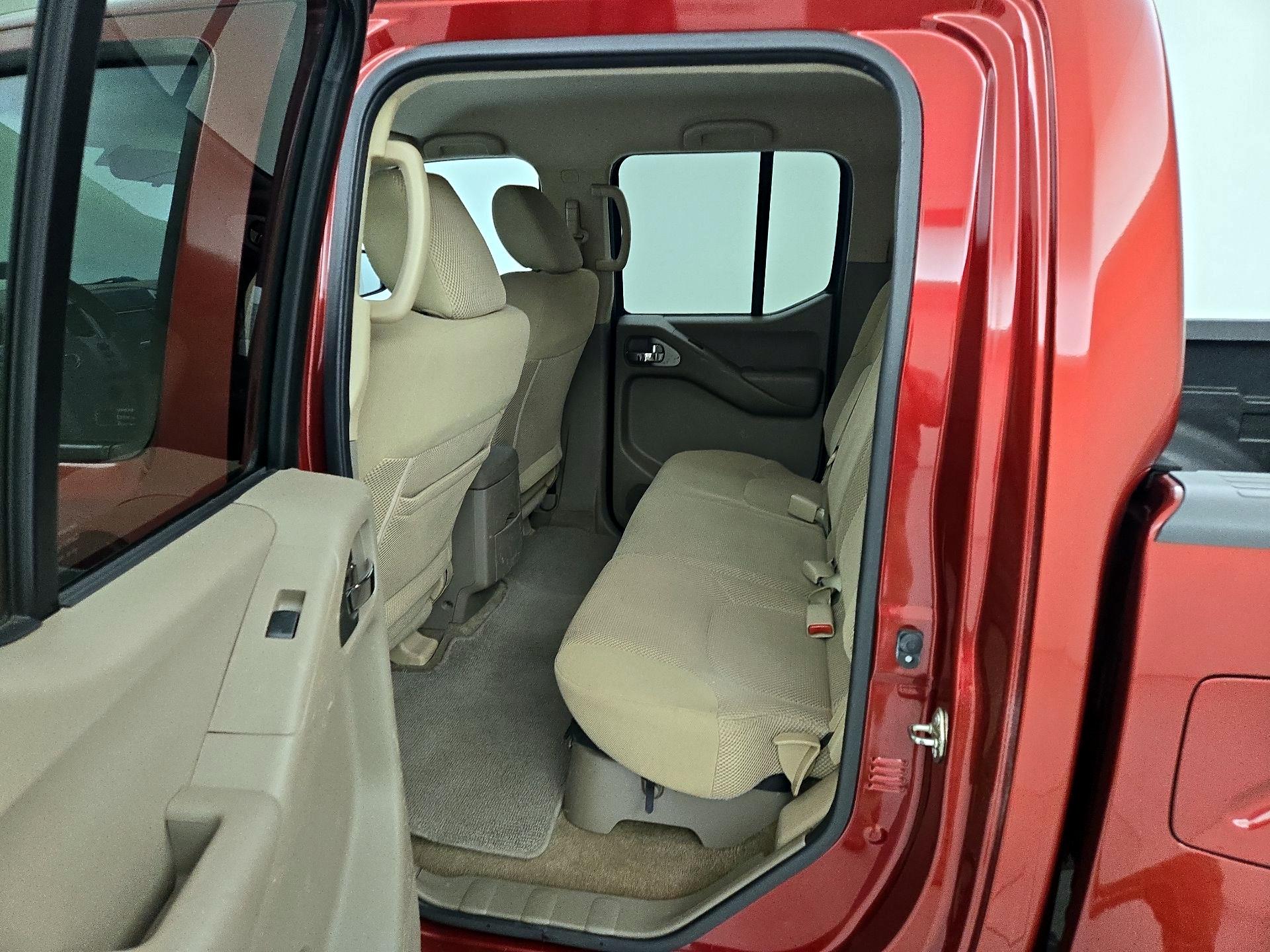 Thumbnail: 2016 Nissan Frontier - 18