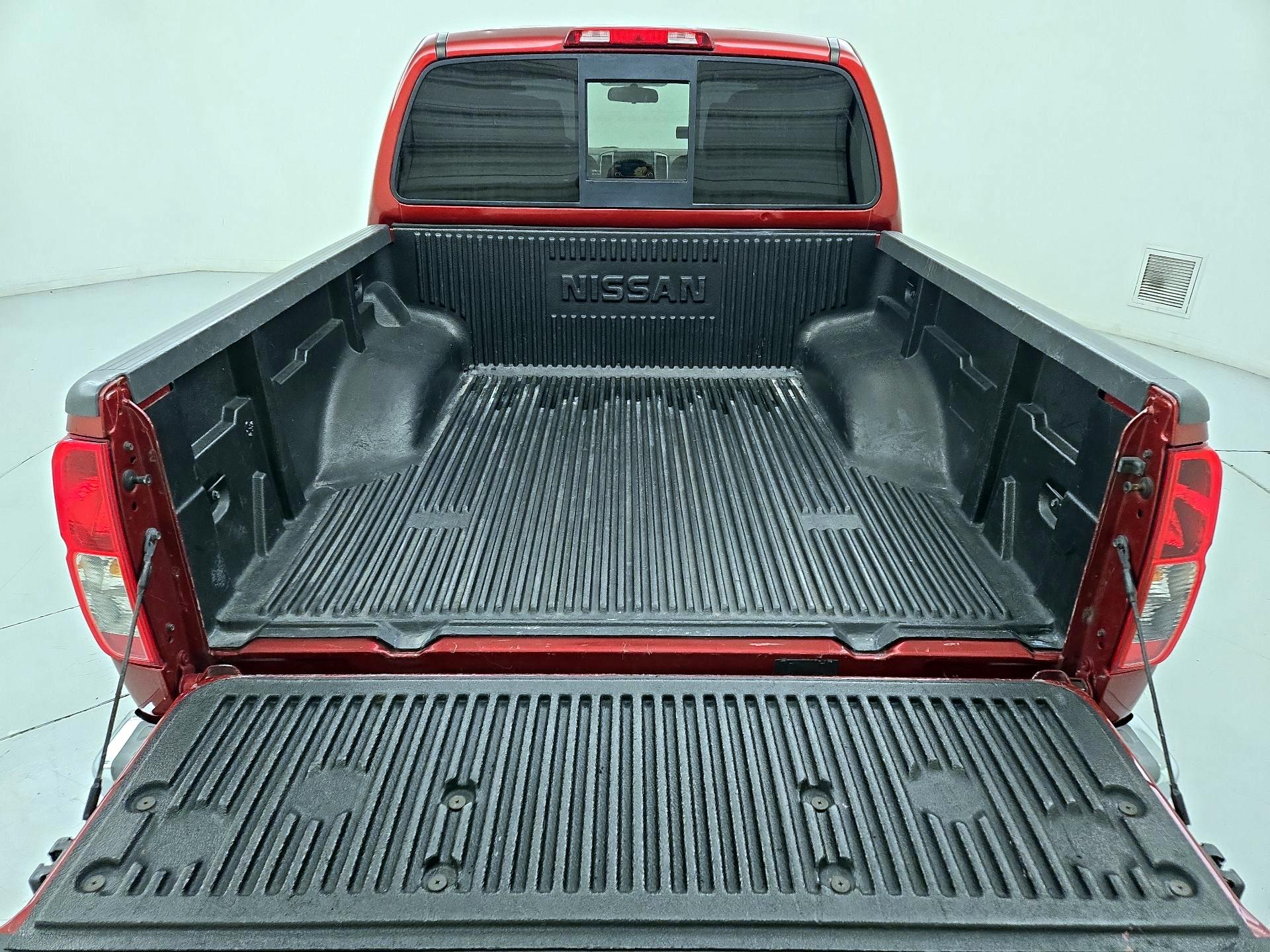 Thumbnail: 2016 Nissan Frontier - 19