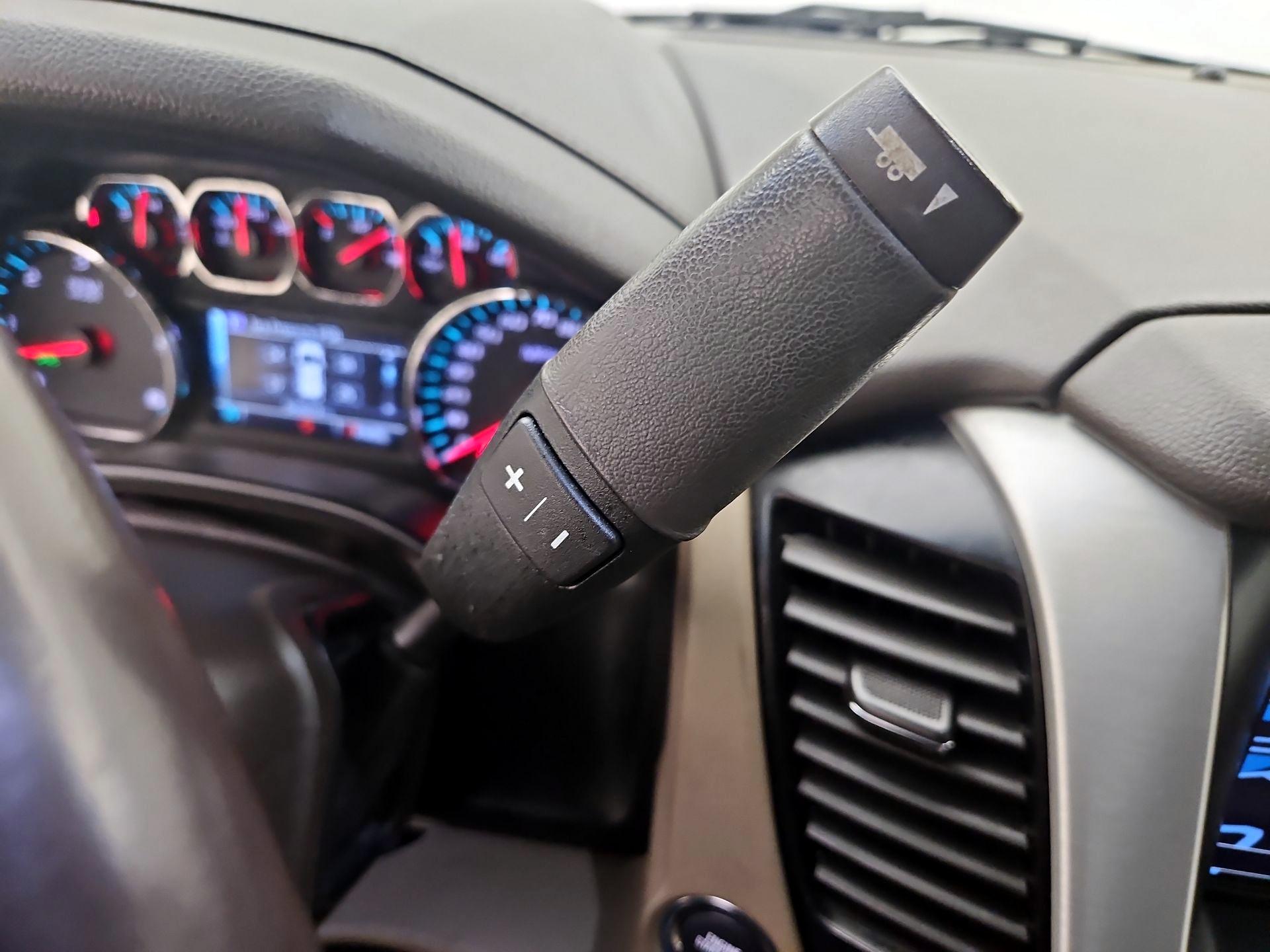 Thumbnail: 2020 GMC Yukon XL - 18