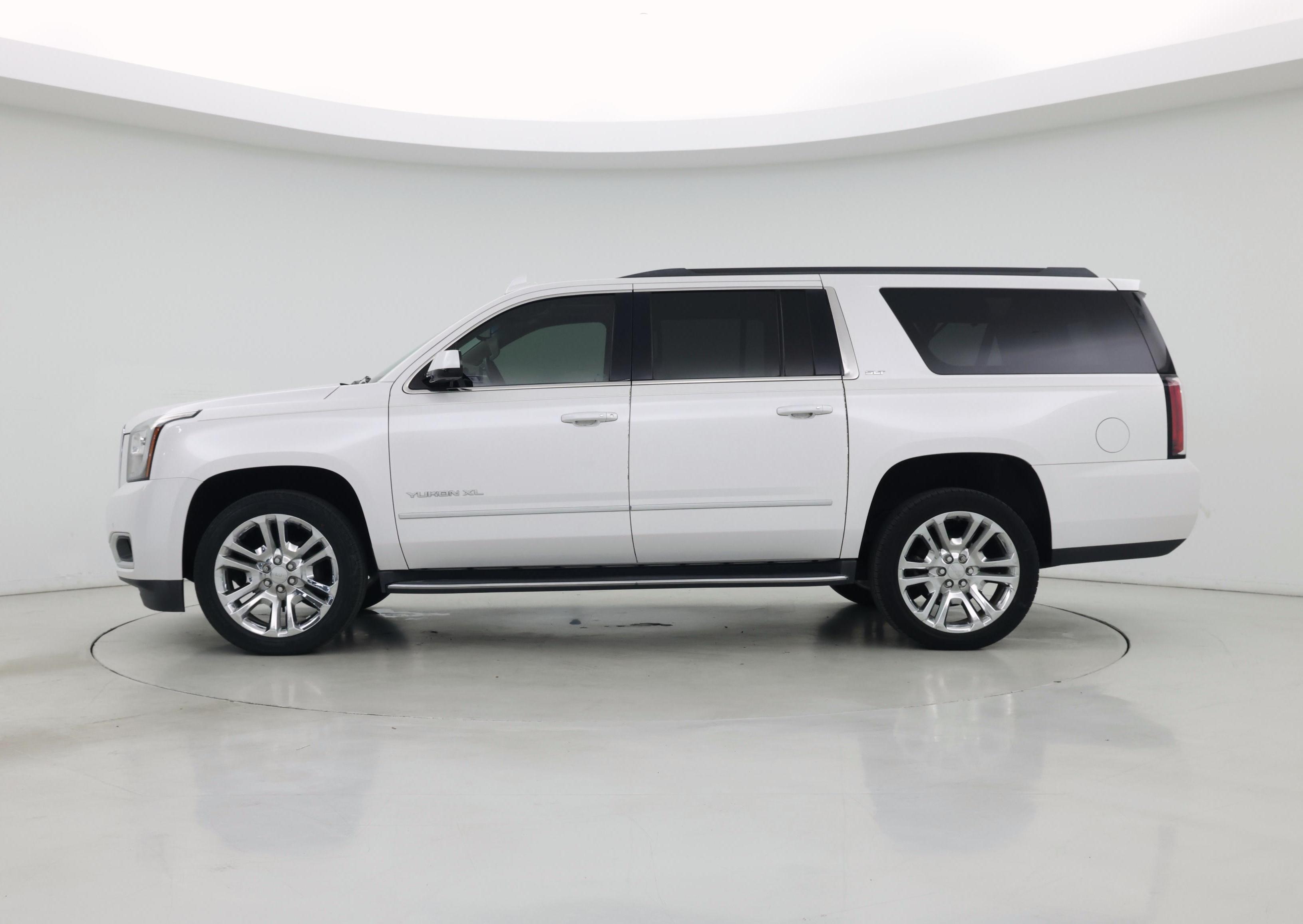 Thumbnail: 2020 GMC Yukon XL - 3