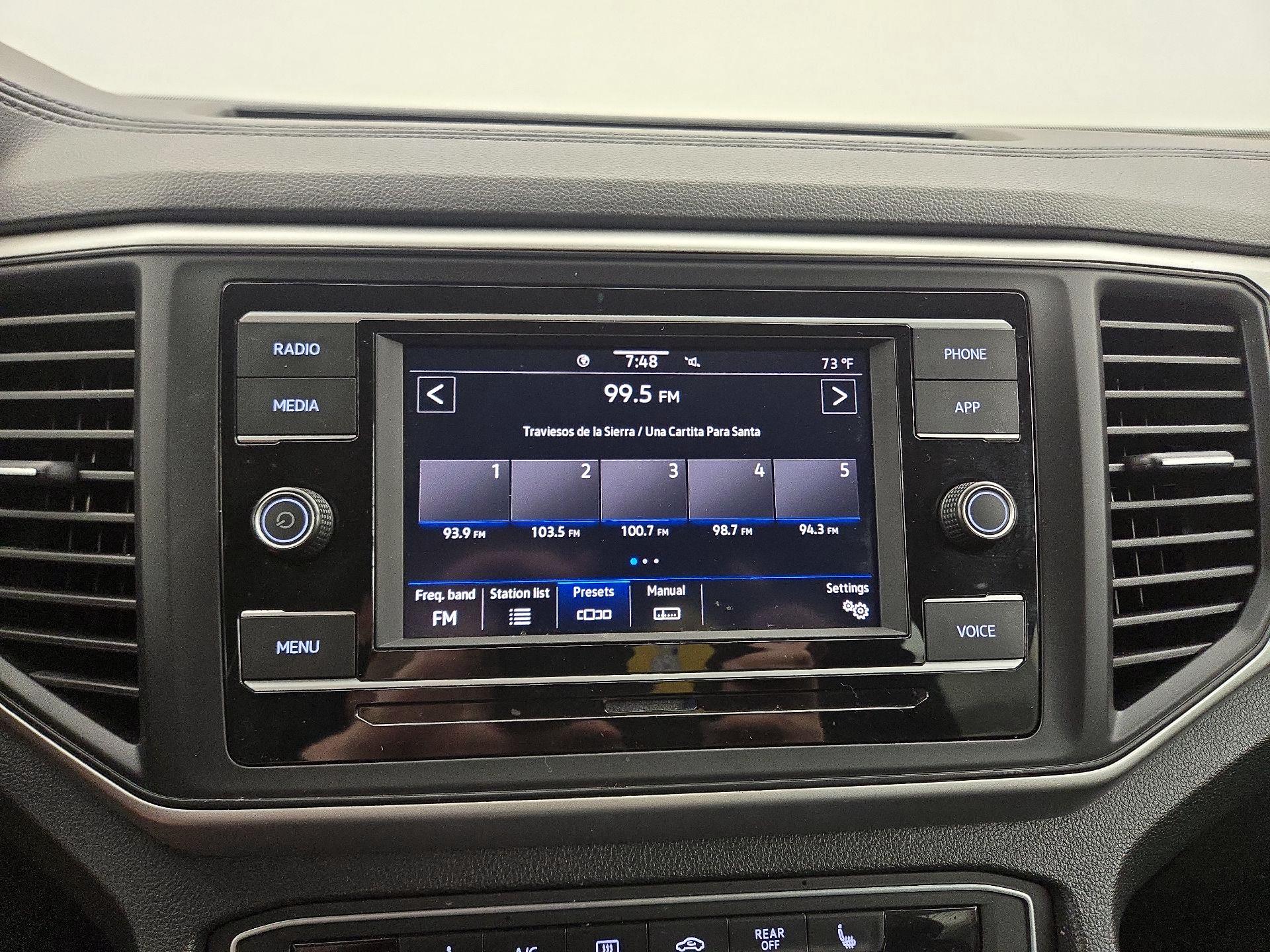 Thumbnail: 2022 Volkswagen Atlas - 15