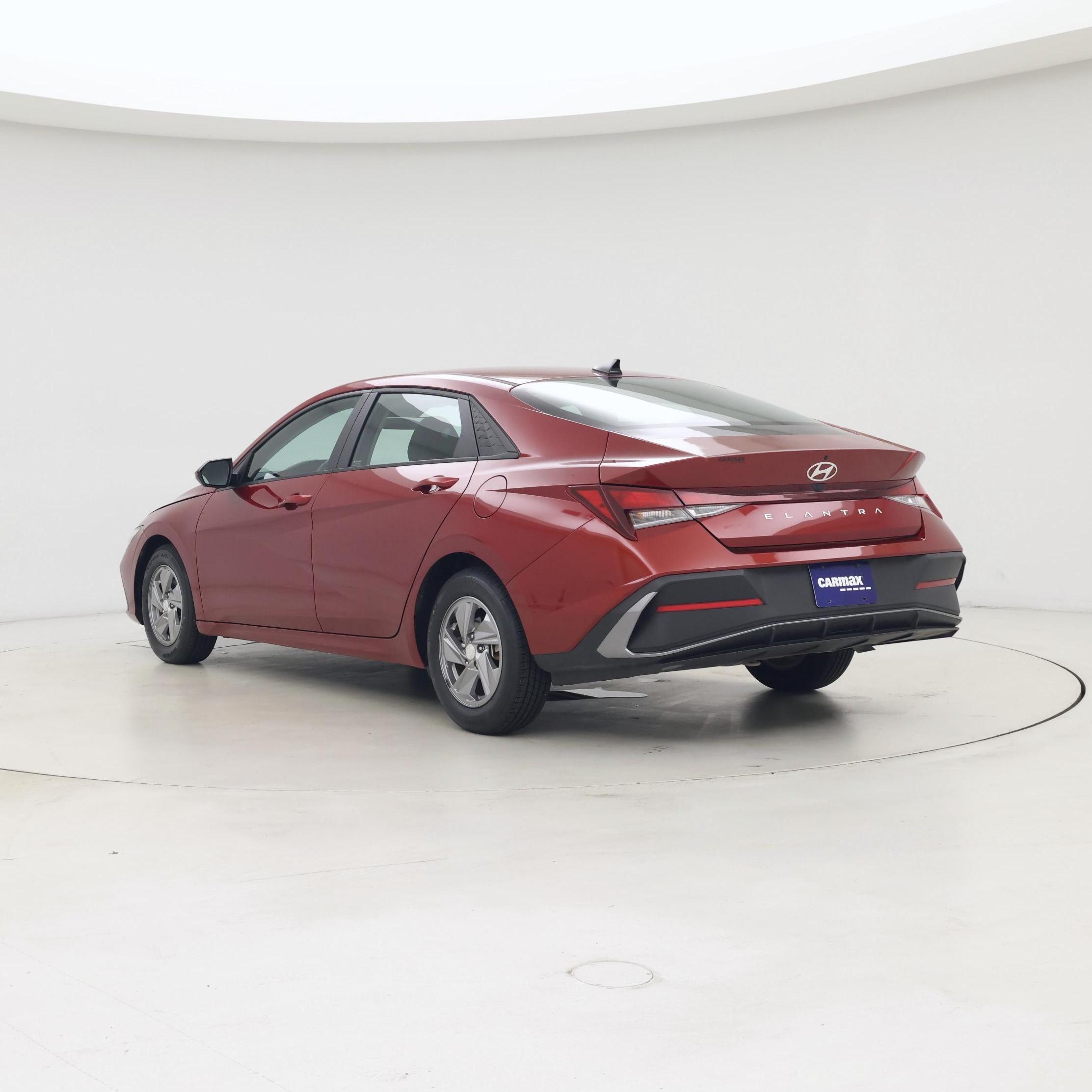 Thumbnail: 2024 Hyundai Elantra - 2