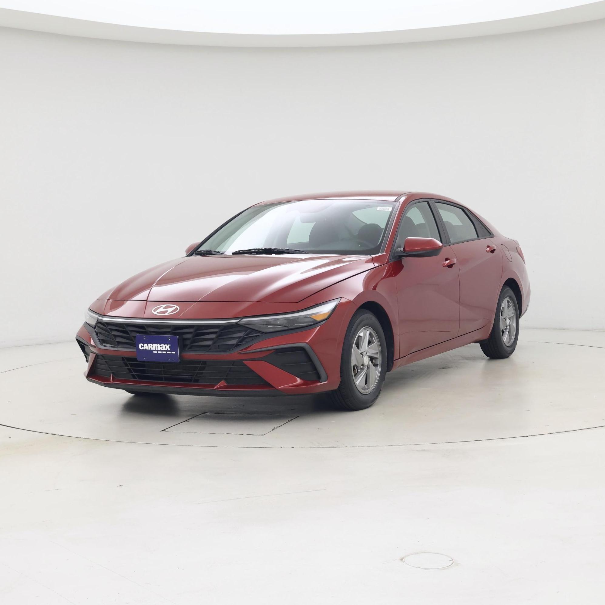 Thumbnail: 2024 Hyundai Elantra - 4