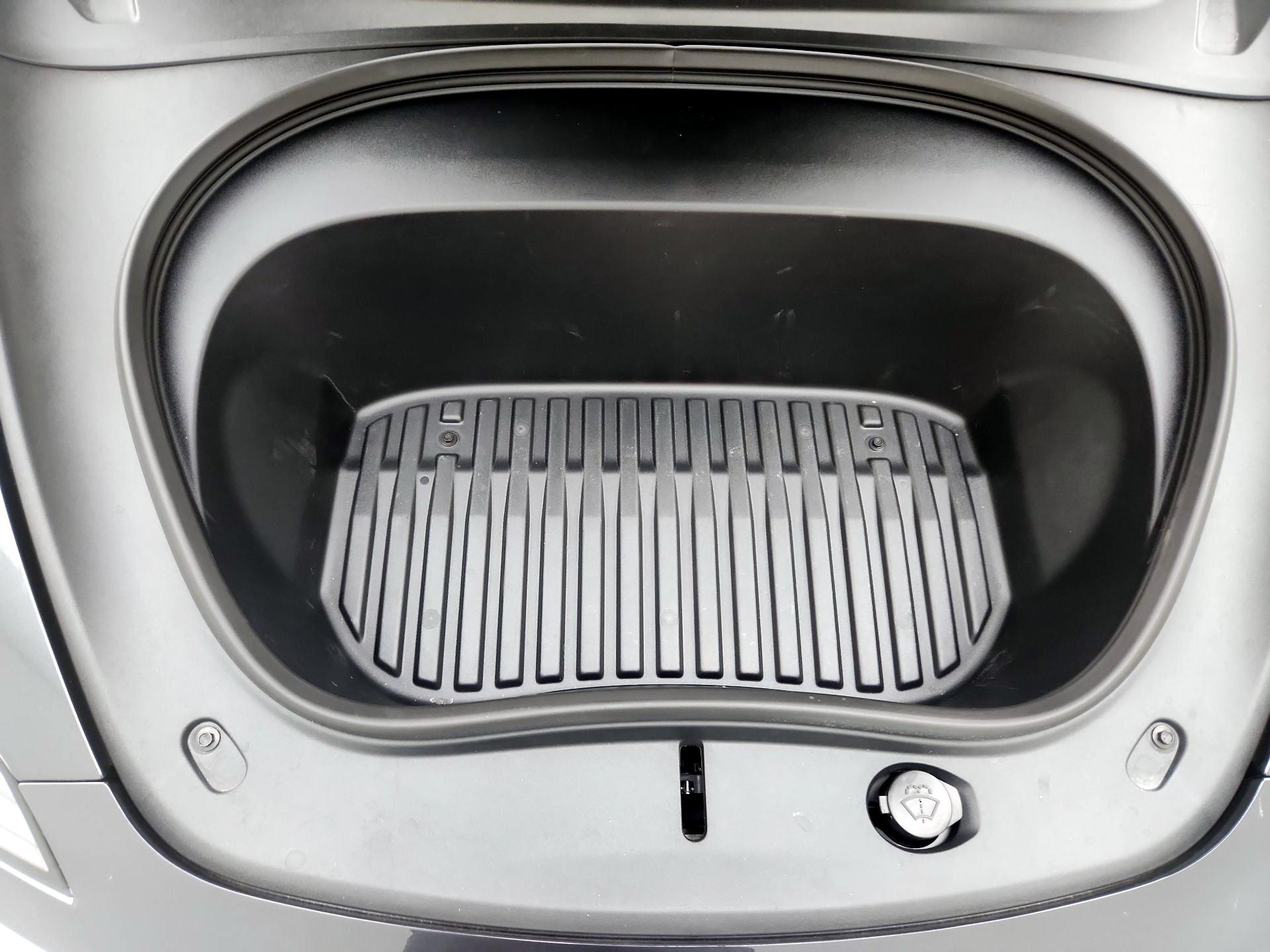 Thumbnail: 2024 Tesla Model 3 - 20