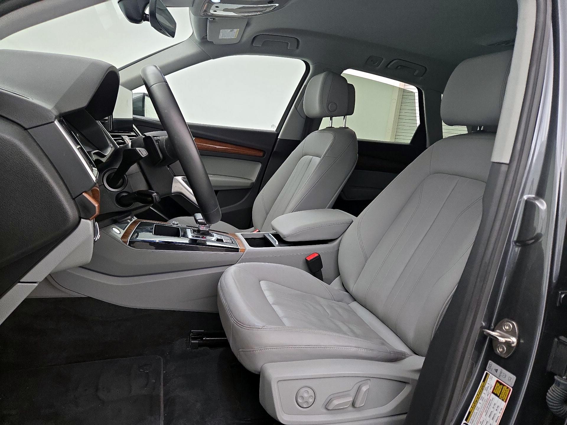 Thumbnail: 2022 Audi Q5 - 11