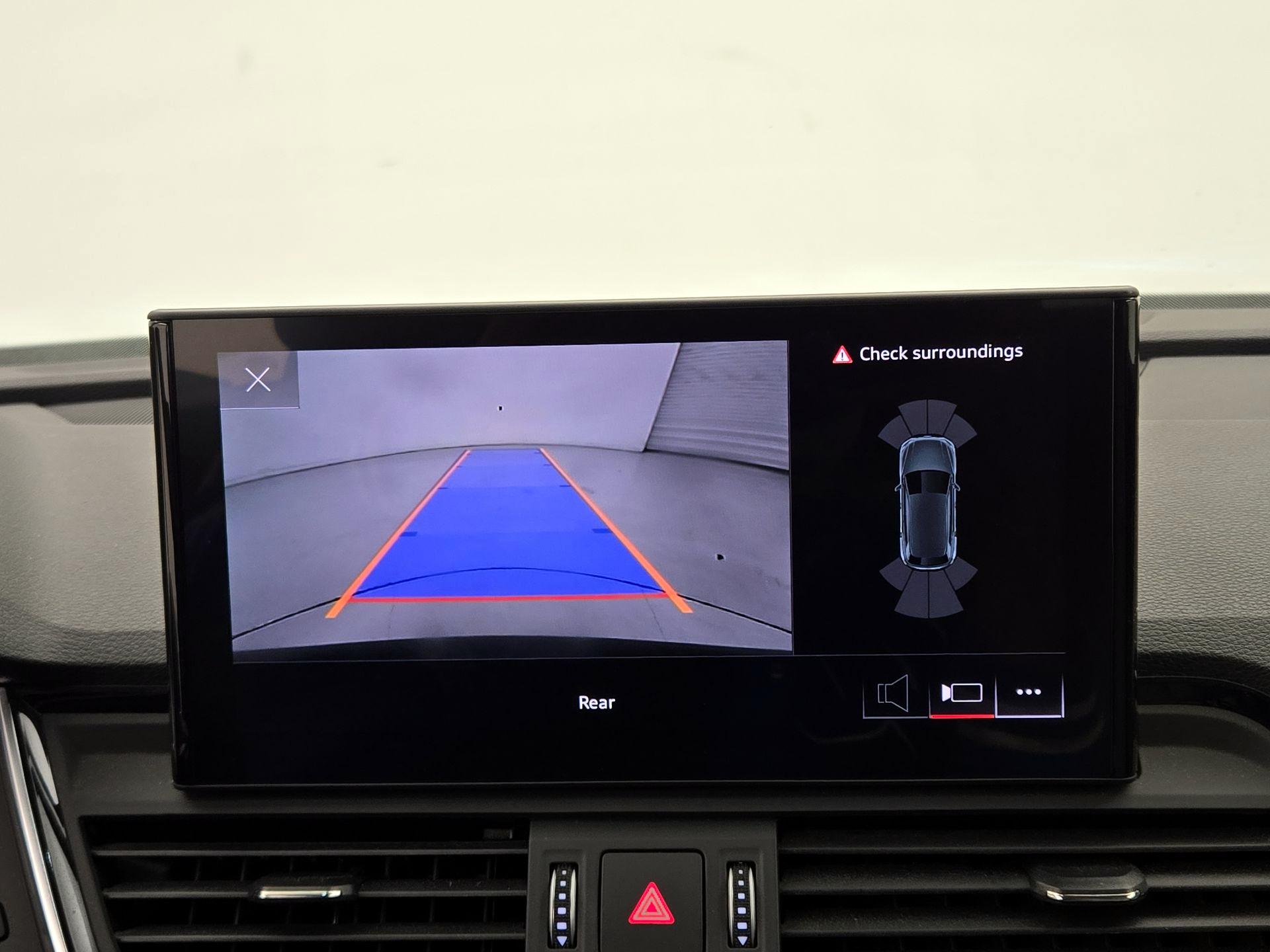 Thumbnail: 2022 Audi Q5 - 14