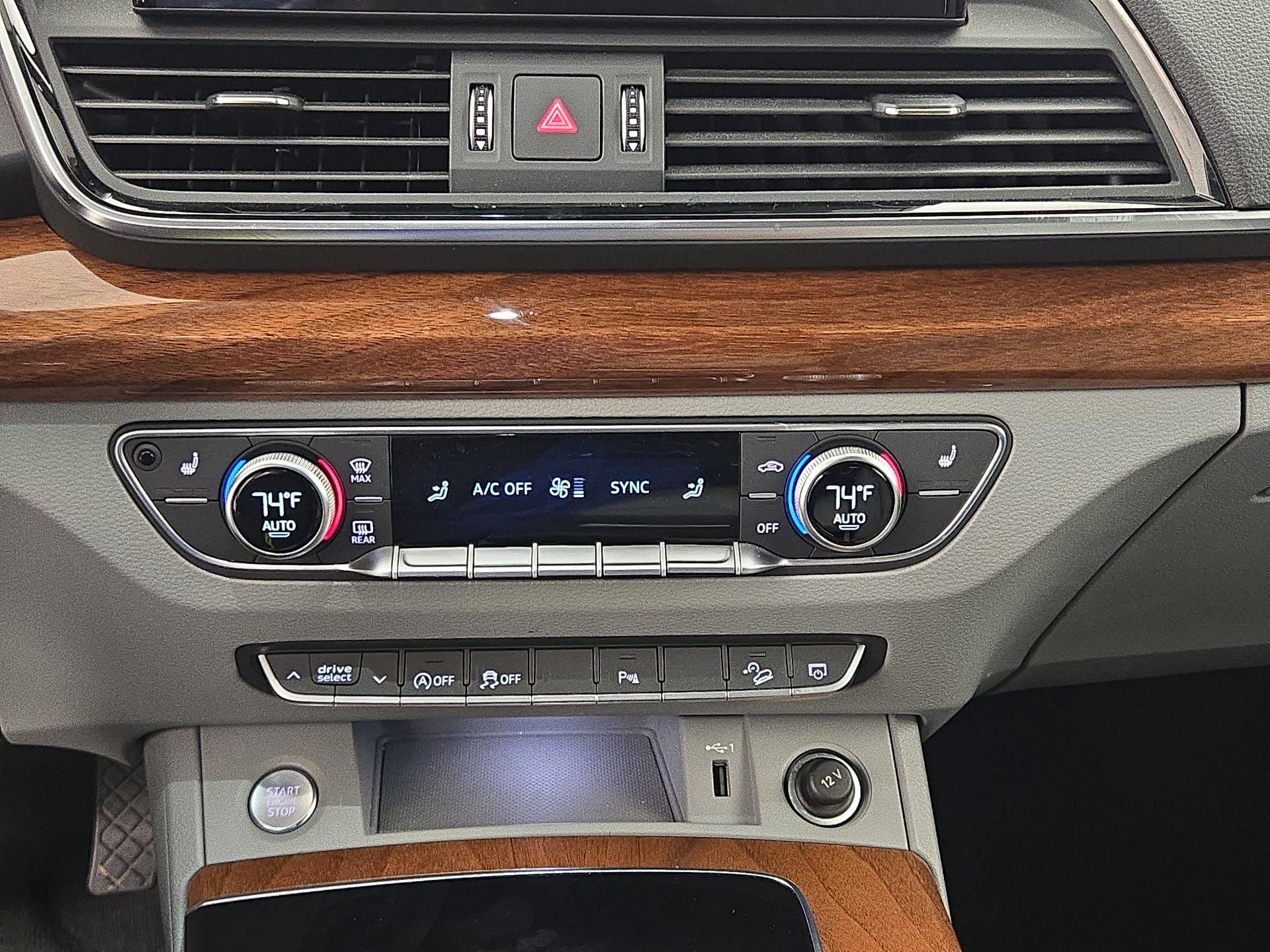 Thumbnail: 2022 Audi Q5 - 16