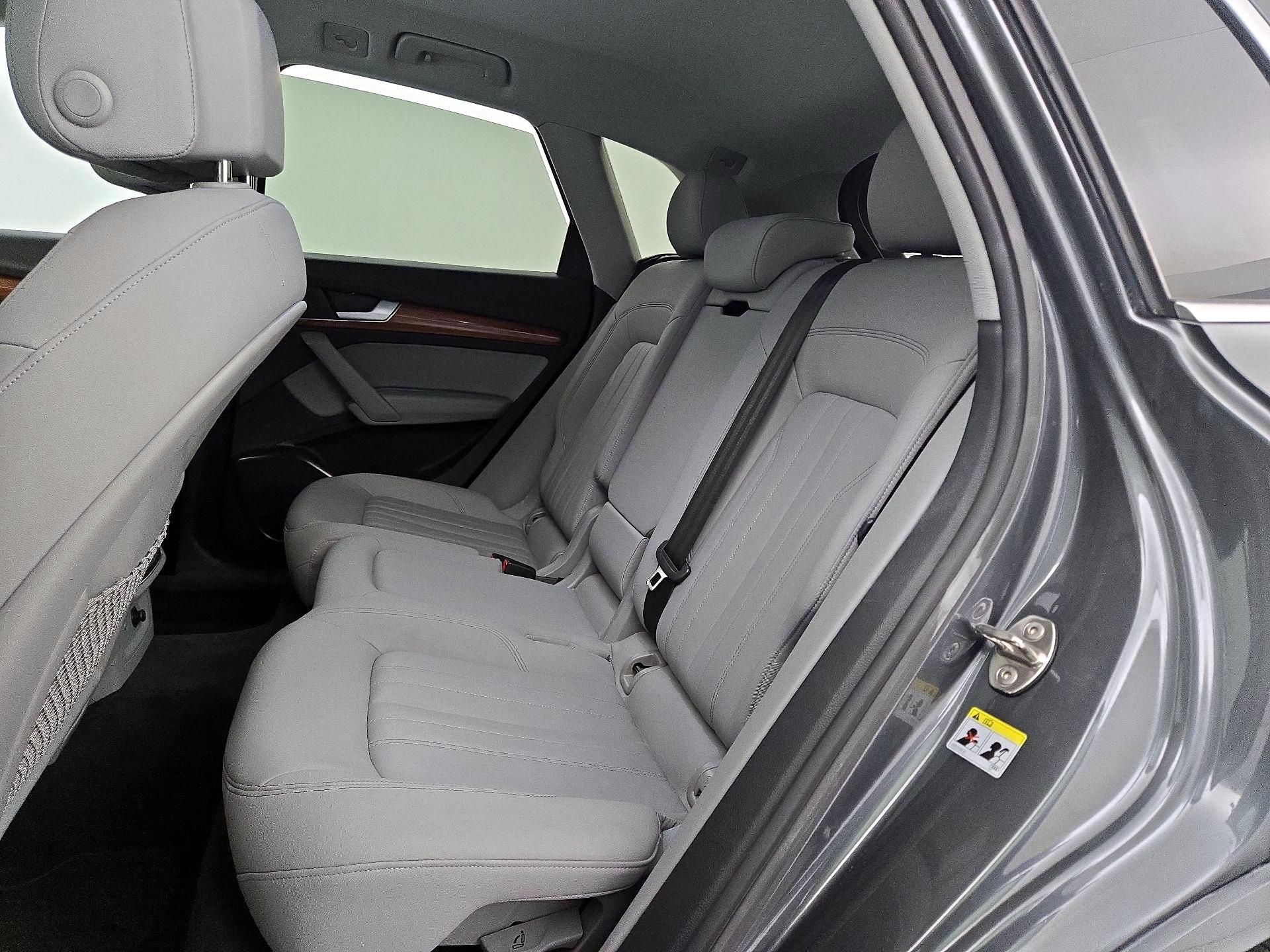 Thumbnail: 2022 Audi Q5 - 19