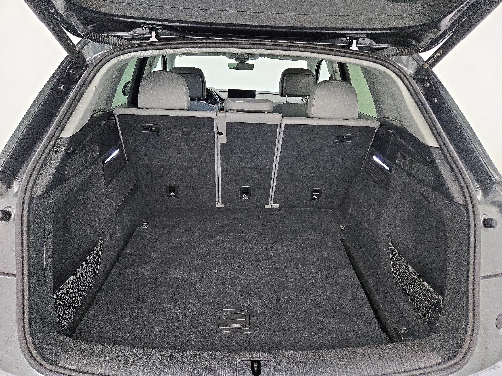 Thumbnail: 2022 Audi Q5 - 20