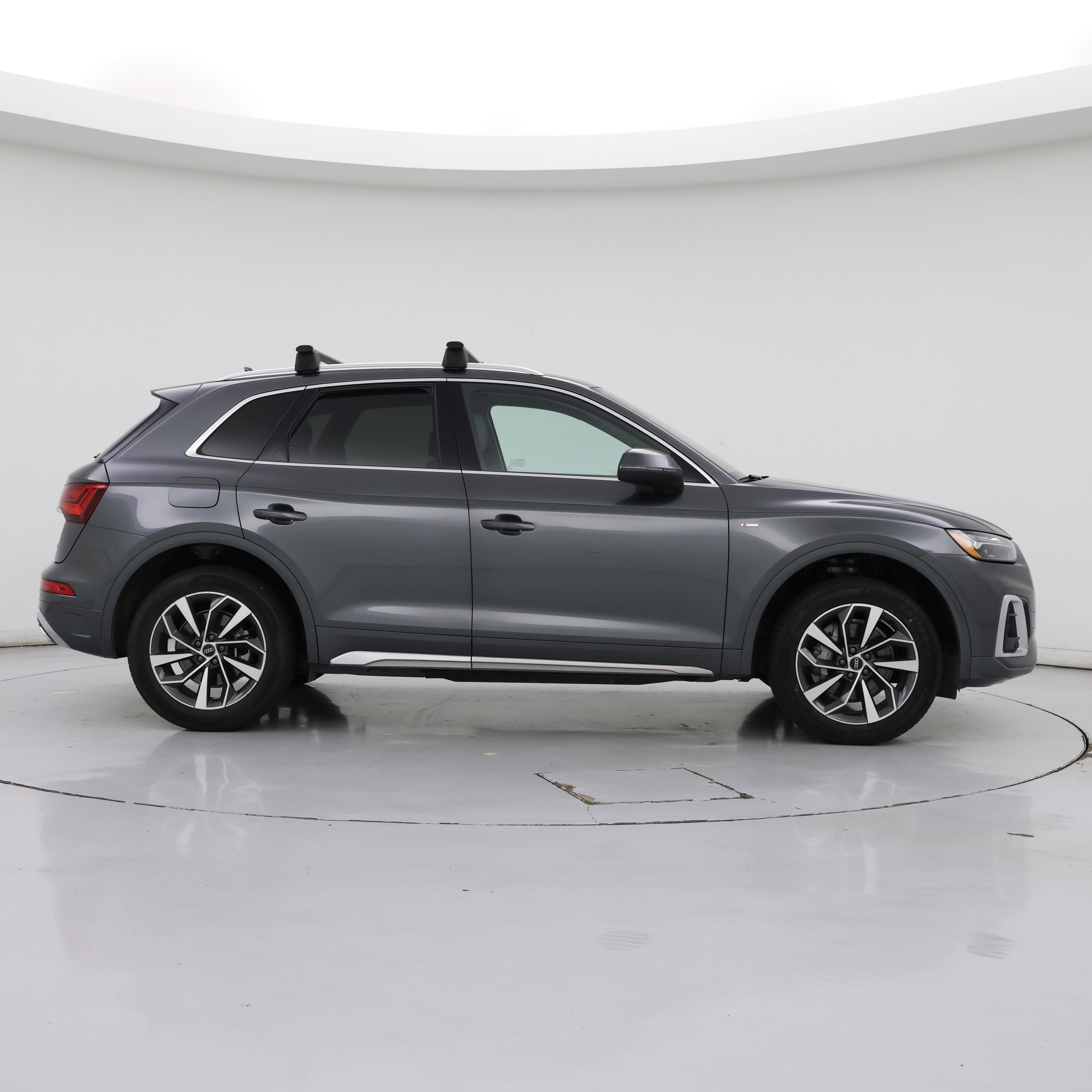 Thumbnail: 2022 Audi Q5 - 7